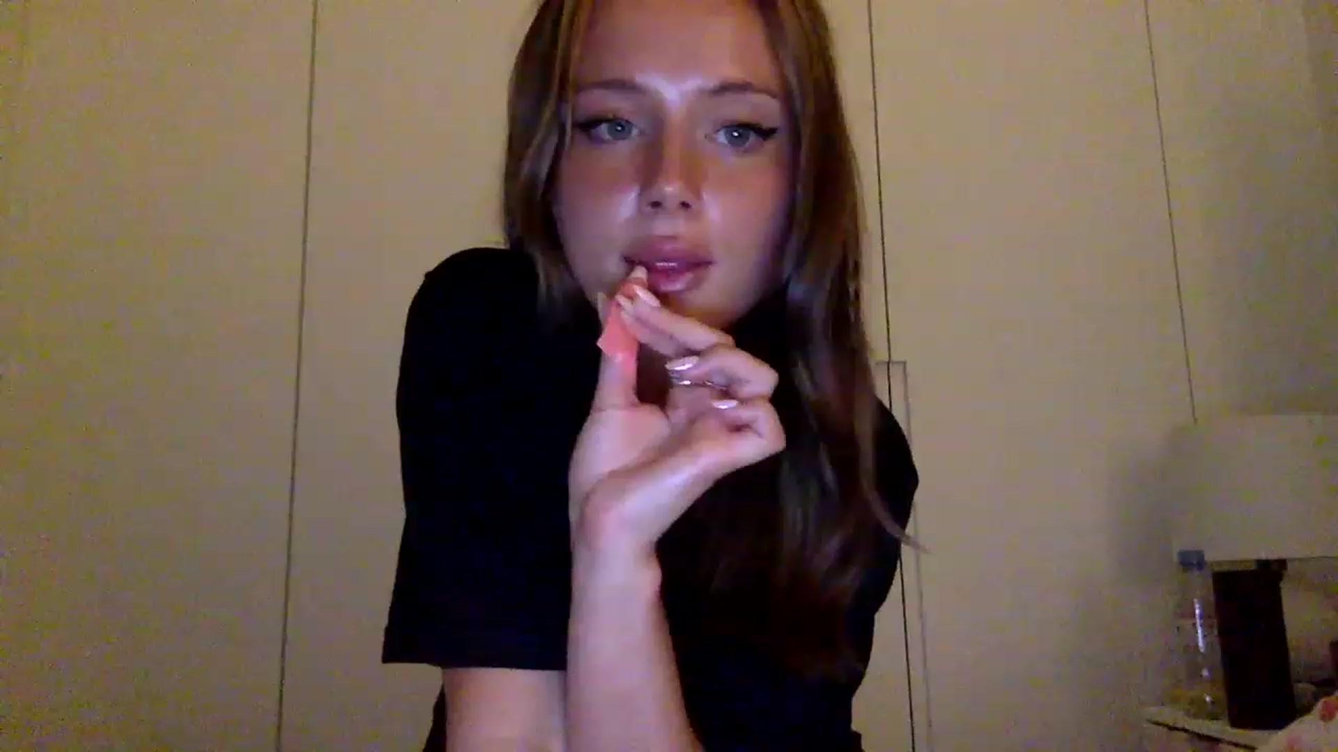 Gallery image thumbnail from BeaSaitou's myfreecams stream on, 06/28/2023, 22:02 image 19 of 20