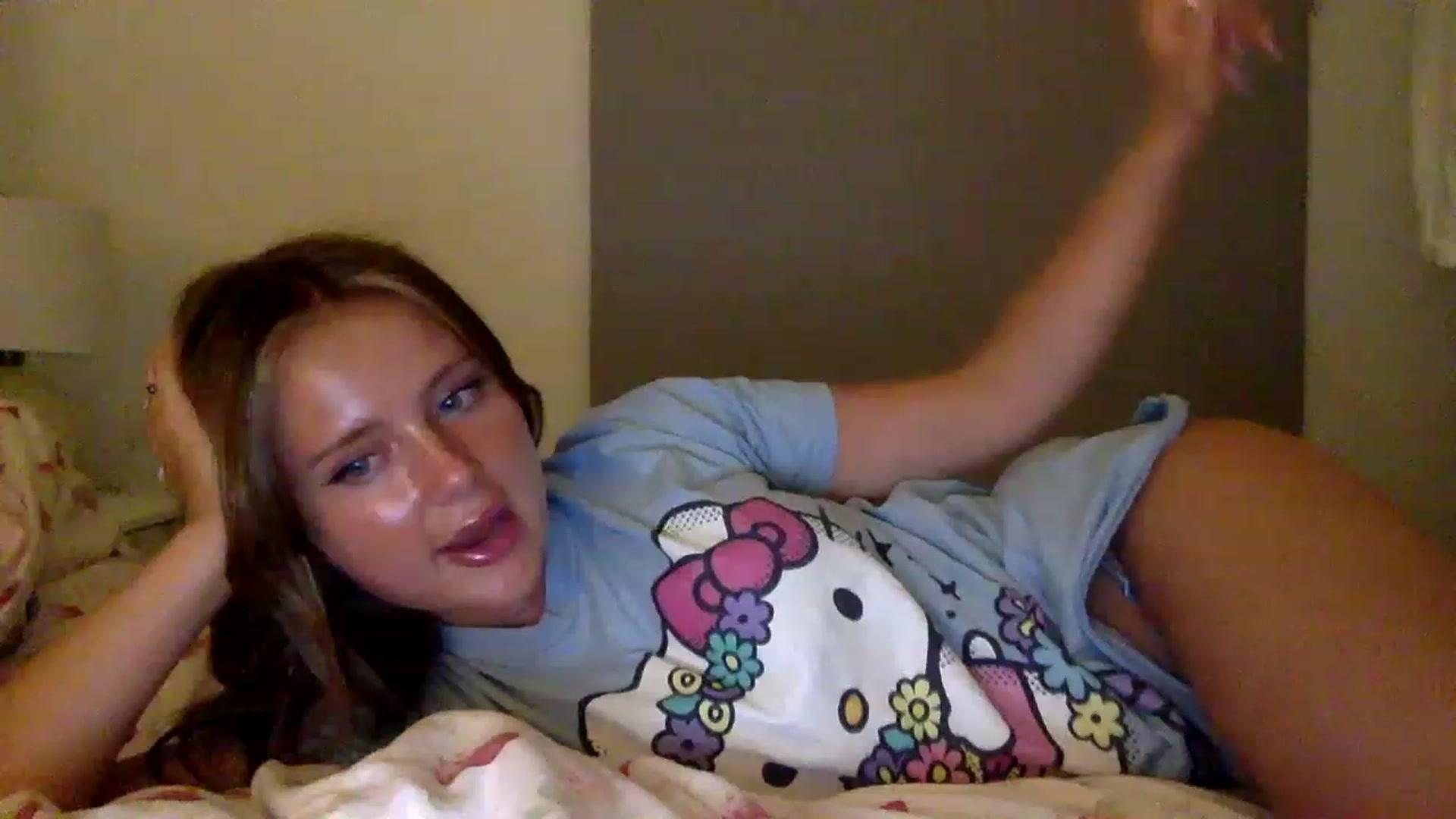 Gallery image thumbnail from BeaSaitou's myfreecams stream on, 06/29/2023, 22:41 image 9 of 20