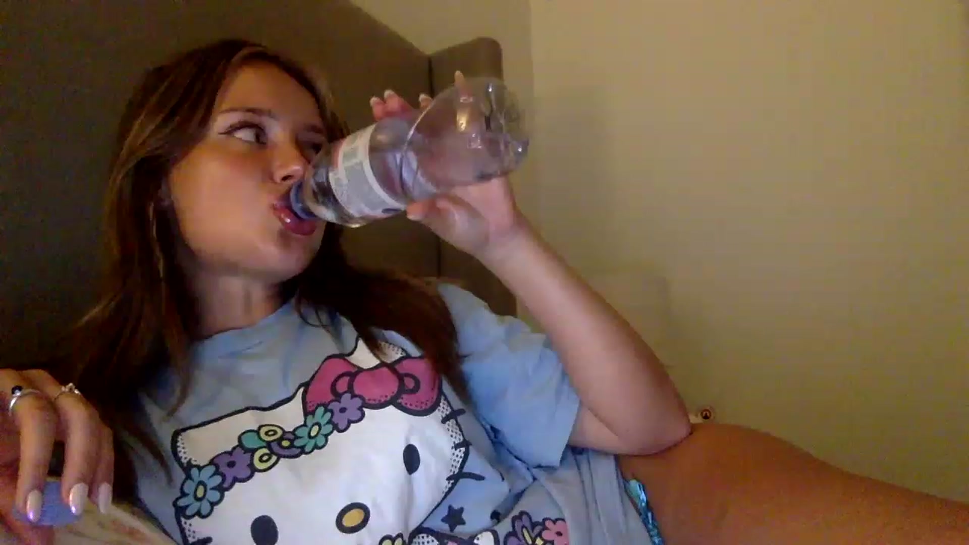 Gallery image thumbnail from BeaSaitou's myfreecams stream on, 06/29/2023, 22:41 image 12 of 20