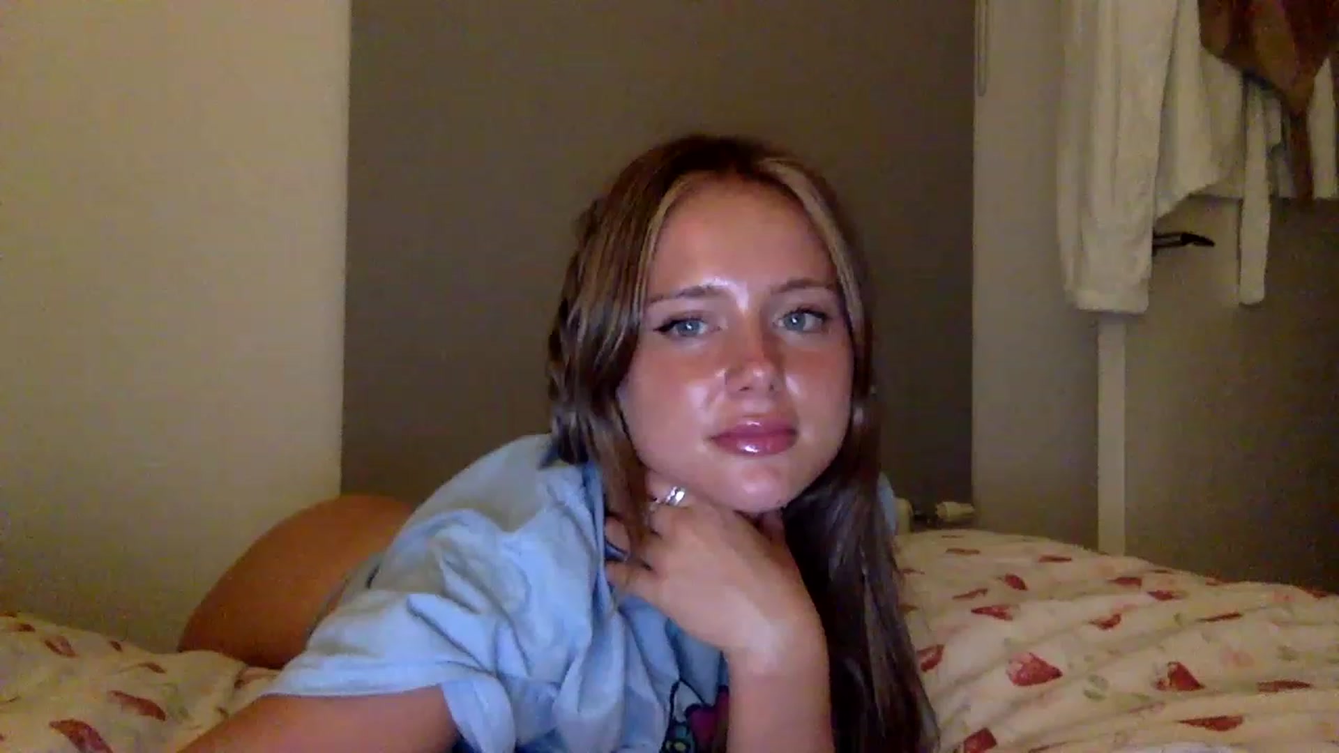 Gallery image thumbnail from BeaSaitou's myfreecams stream on, 06/29/2023, 22:41 image 5 of 20
