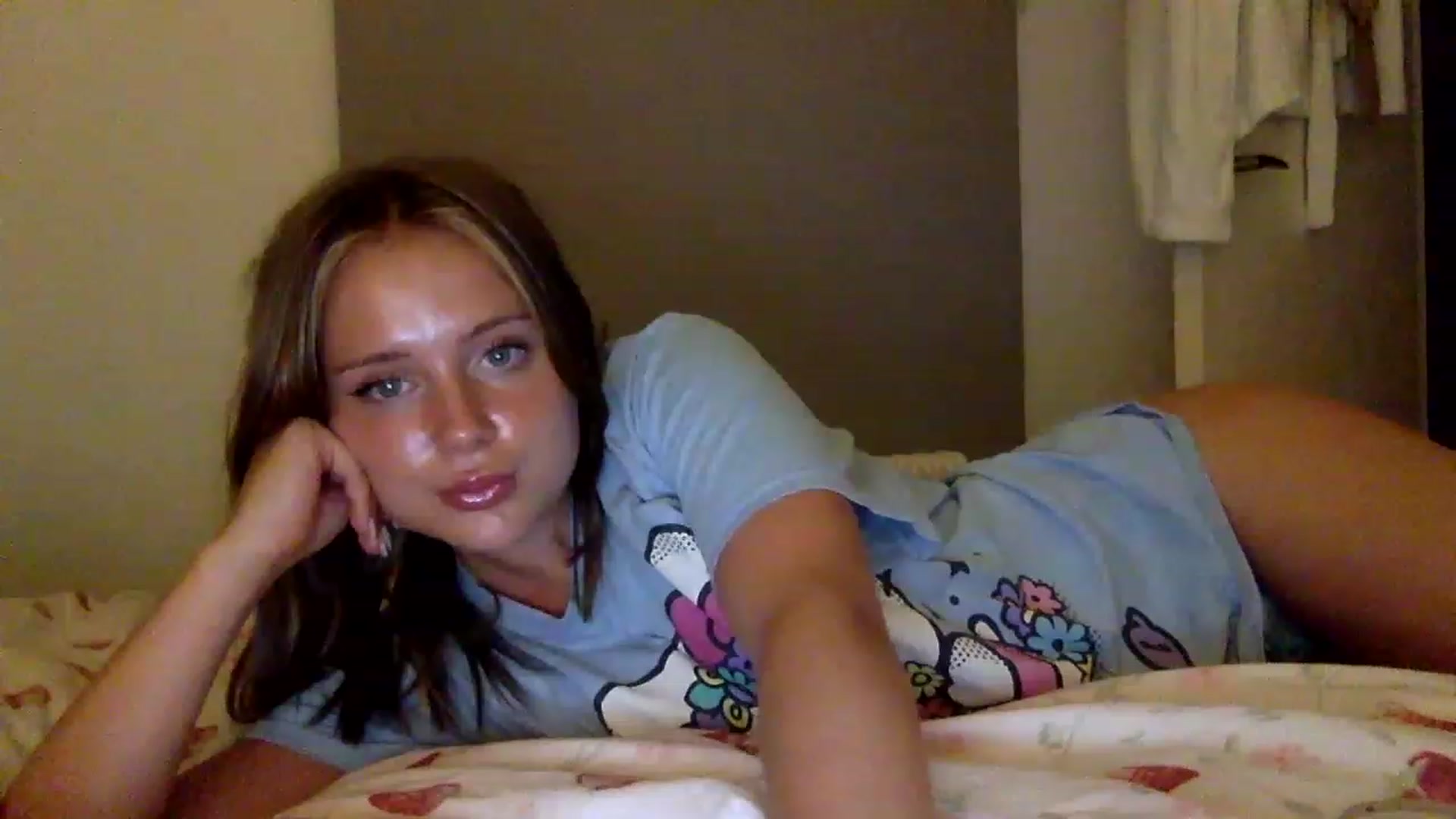 Gallery image thumbnail from BeaSaitou's myfreecams stream on, 06/29/2023, 22:41 image 11 of 20
