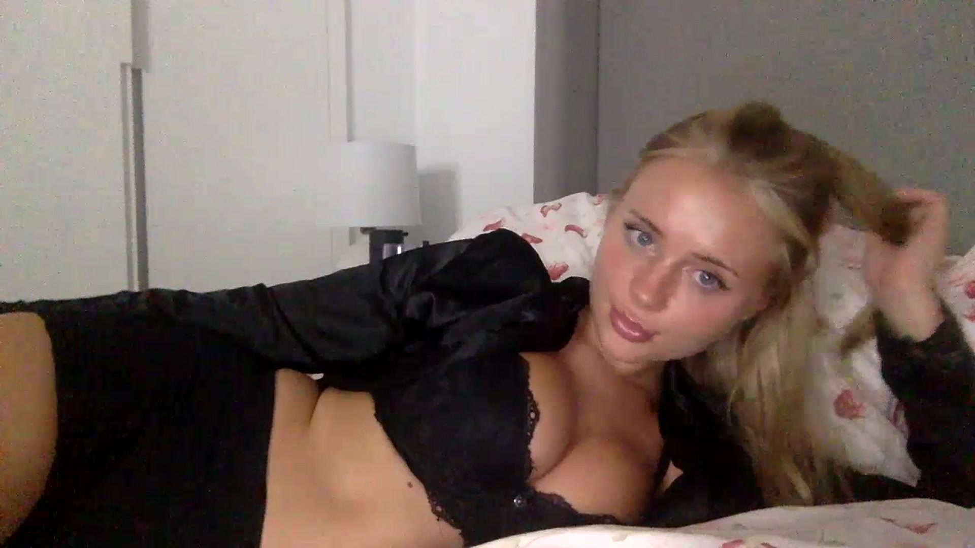 Gallery image thumbnail from BeaSaitou's myfreecams stream on, 07/11/2023, 01:03 image 5 of 20