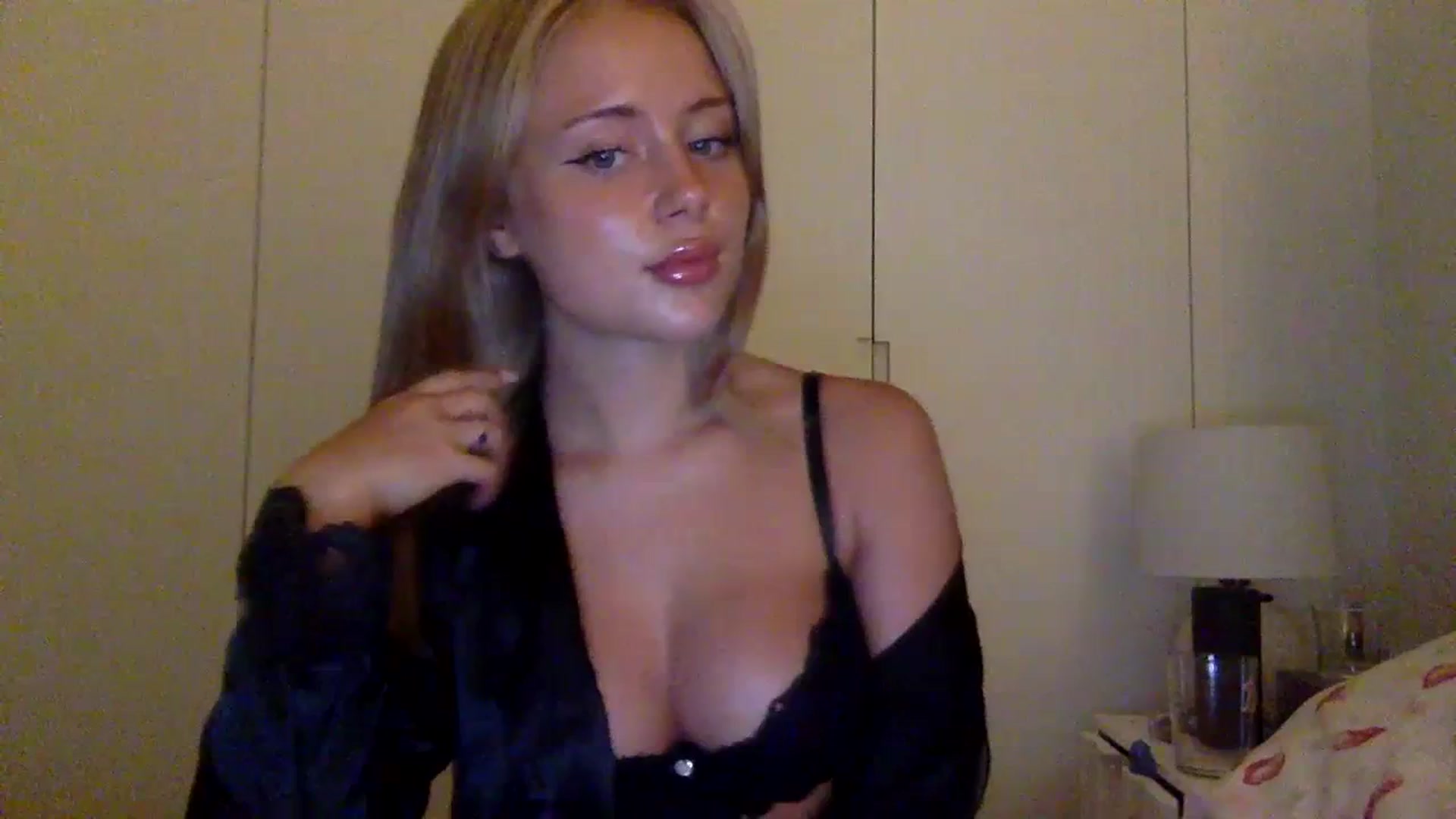 Gallery image thumbnail from BeaSaitou's myfreecams stream on, 07/11/2023, 22:09 image 18 of 20