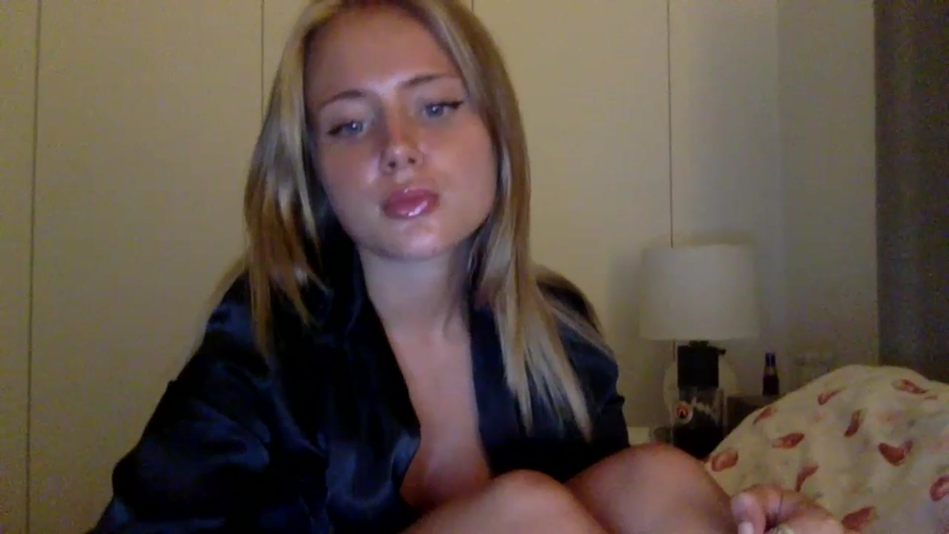 Gallery image thumbnail from BeaSaitou's myfreecams stream on, 07/11/2023, 22:32 image 16 of 20