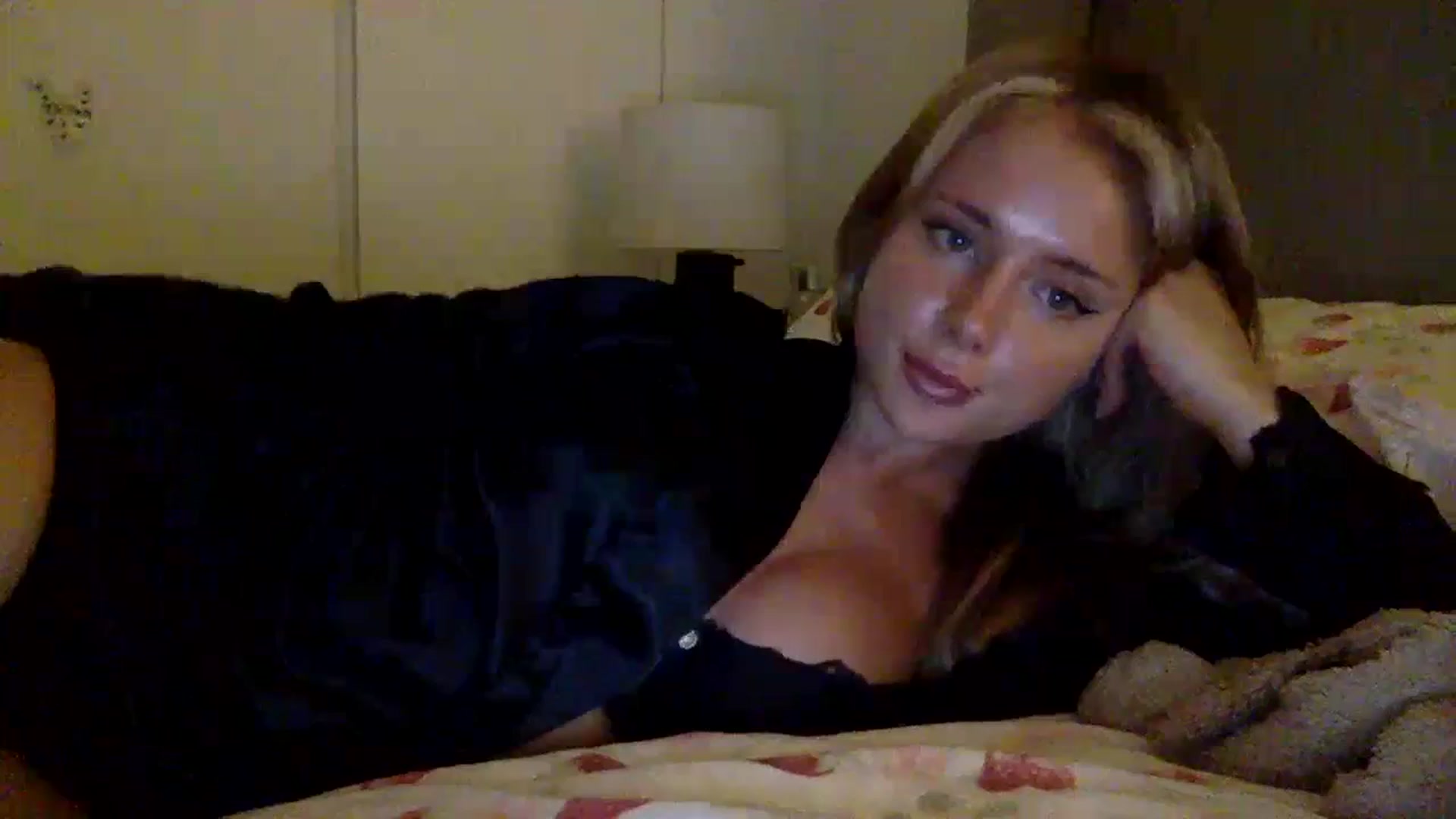 Gallery image thumbnail from BeaSaitou's myfreecams stream on, 07/12/2023, 24:04 image 9 of 20