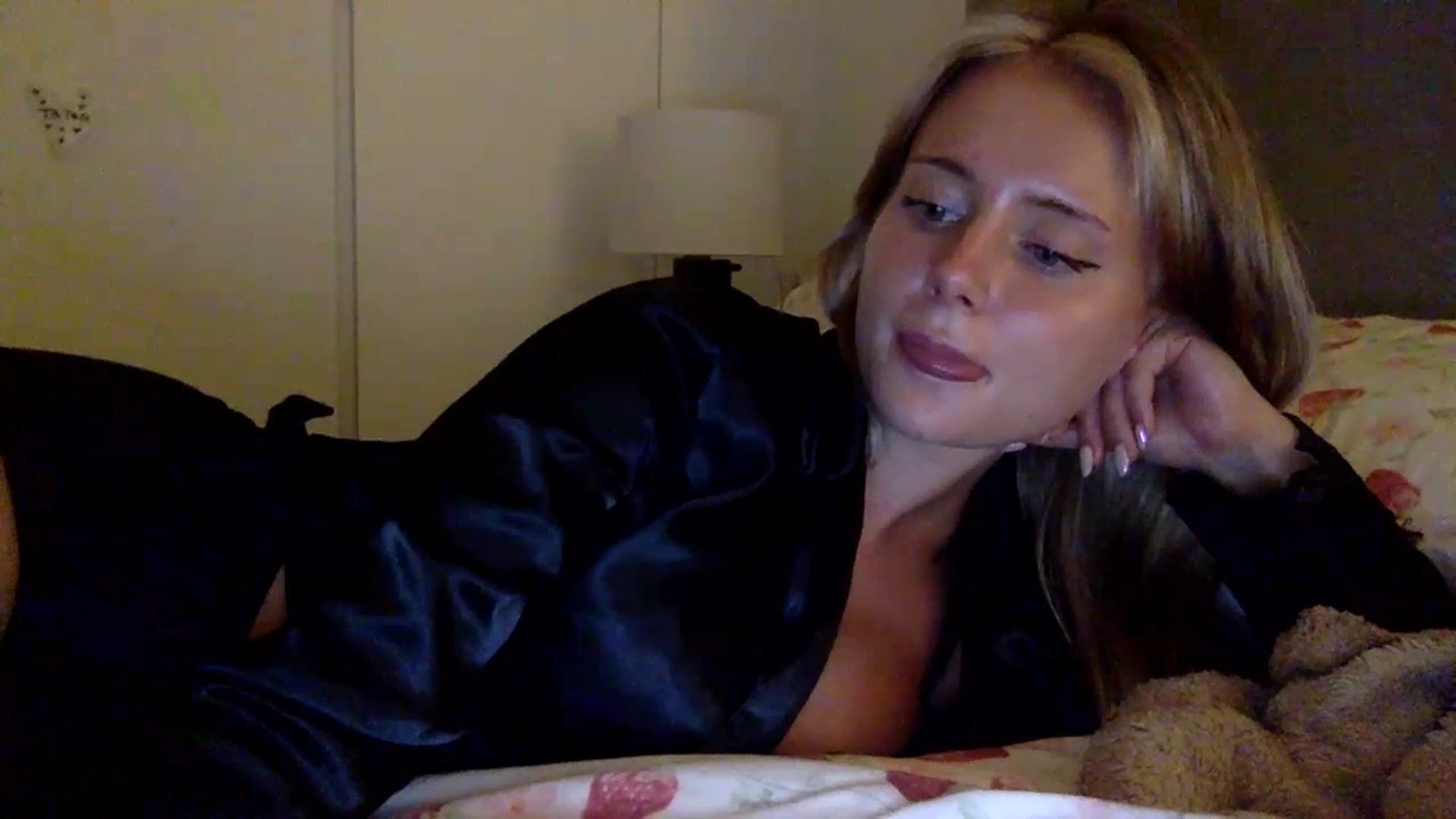Gallery image thumbnail from BeaSaitou's myfreecams stream on, 07/12/2023, 24:04 image 17 of 20
