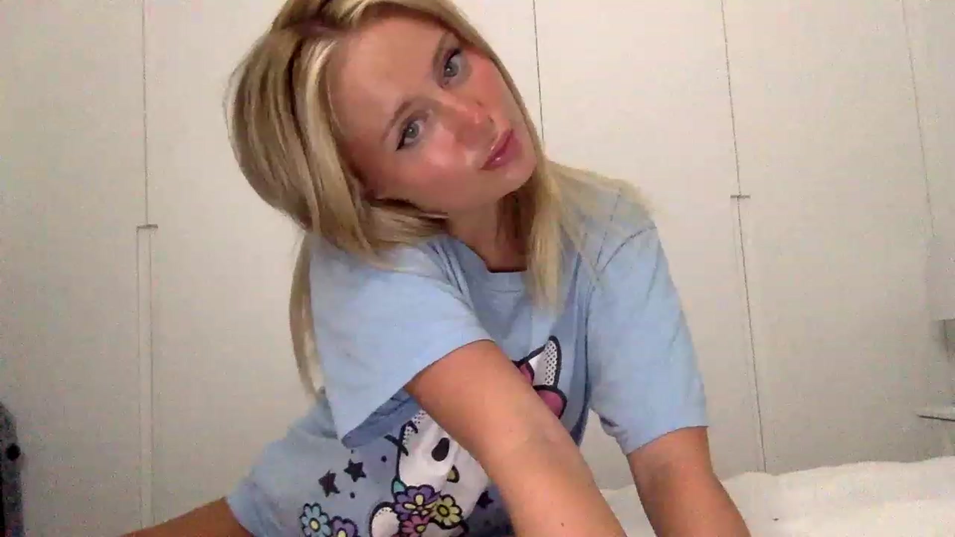 Gallery image thumbnail from BeaSaitou's myfreecams stream on, 07/25/2023, 21:03 image 11 of 20