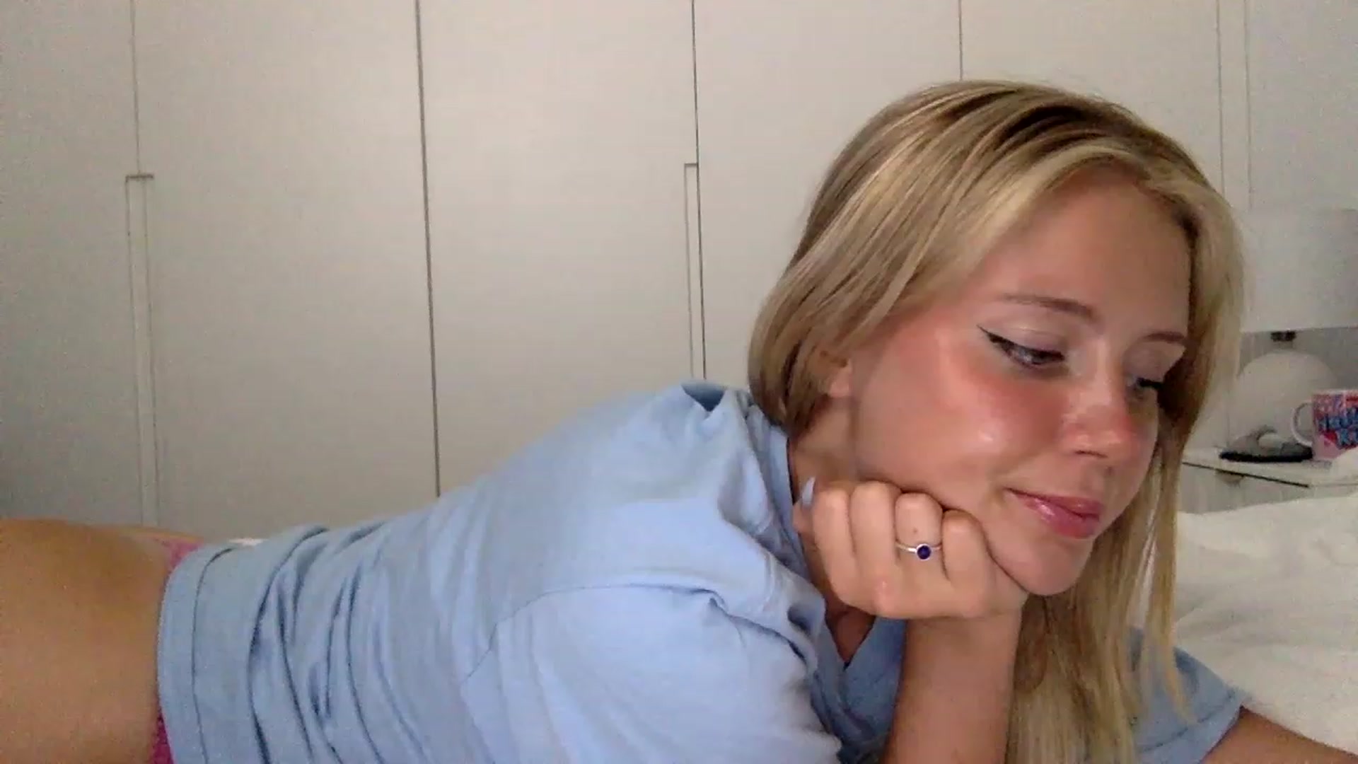 Gallery image thumbnail from BeaSaitou's myfreecams stream on, 07/25/2023, 21:03 image 18 of 20