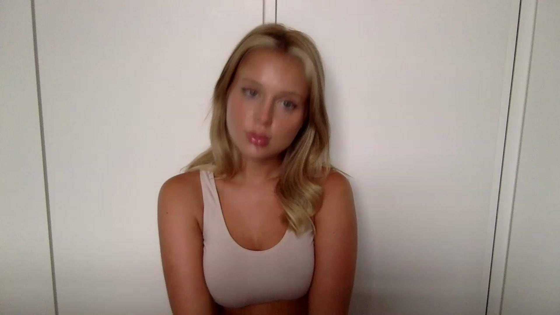 Gallery image thumbnail from BeaSaitou's myfreecams stream on, 07/27/2023, 17:42 image 19 of 20