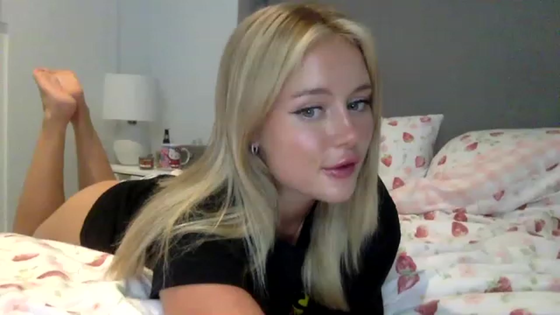 Gallery image thumbnail from BeaSaitou's myfreecams stream on, 08/02/2023, 21:41 image 10 of 20