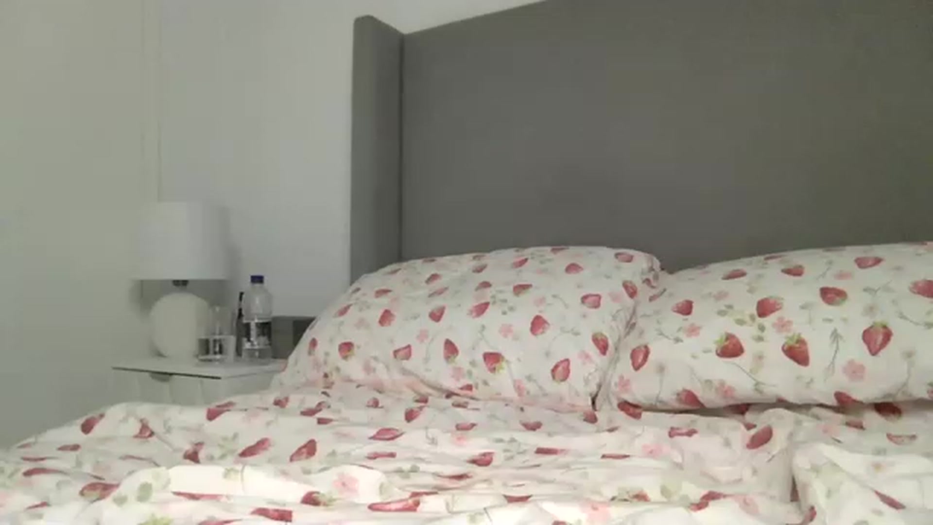 Gallery image thumbnail from BeaSaitou's myfreecams stream on, 08/03/2023, 23:00 image 4 of 20