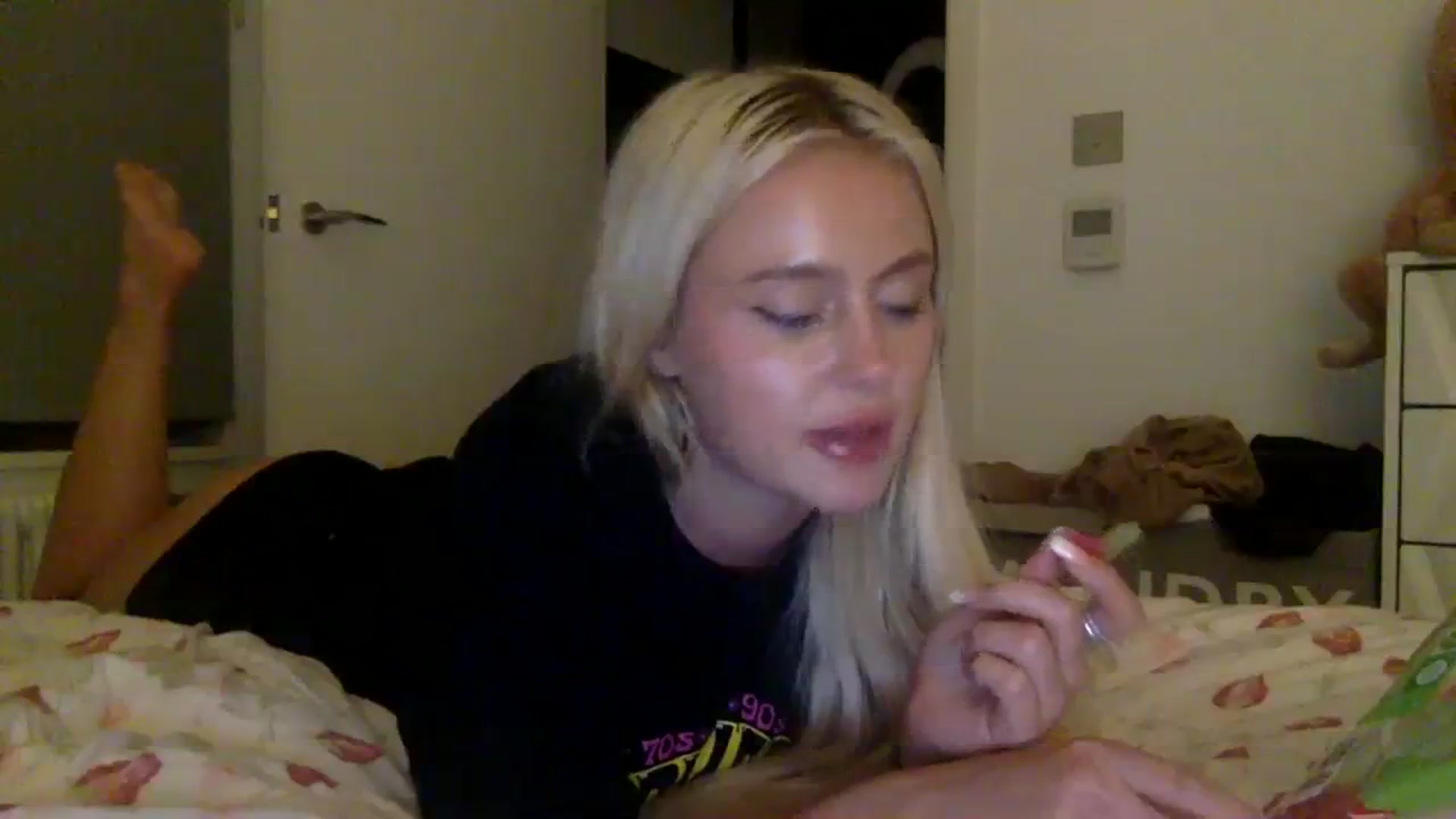 Gallery image thumbnail from BeaSaitou's myfreecams stream on, 10/03/2023, 20:17 image 19 of 20