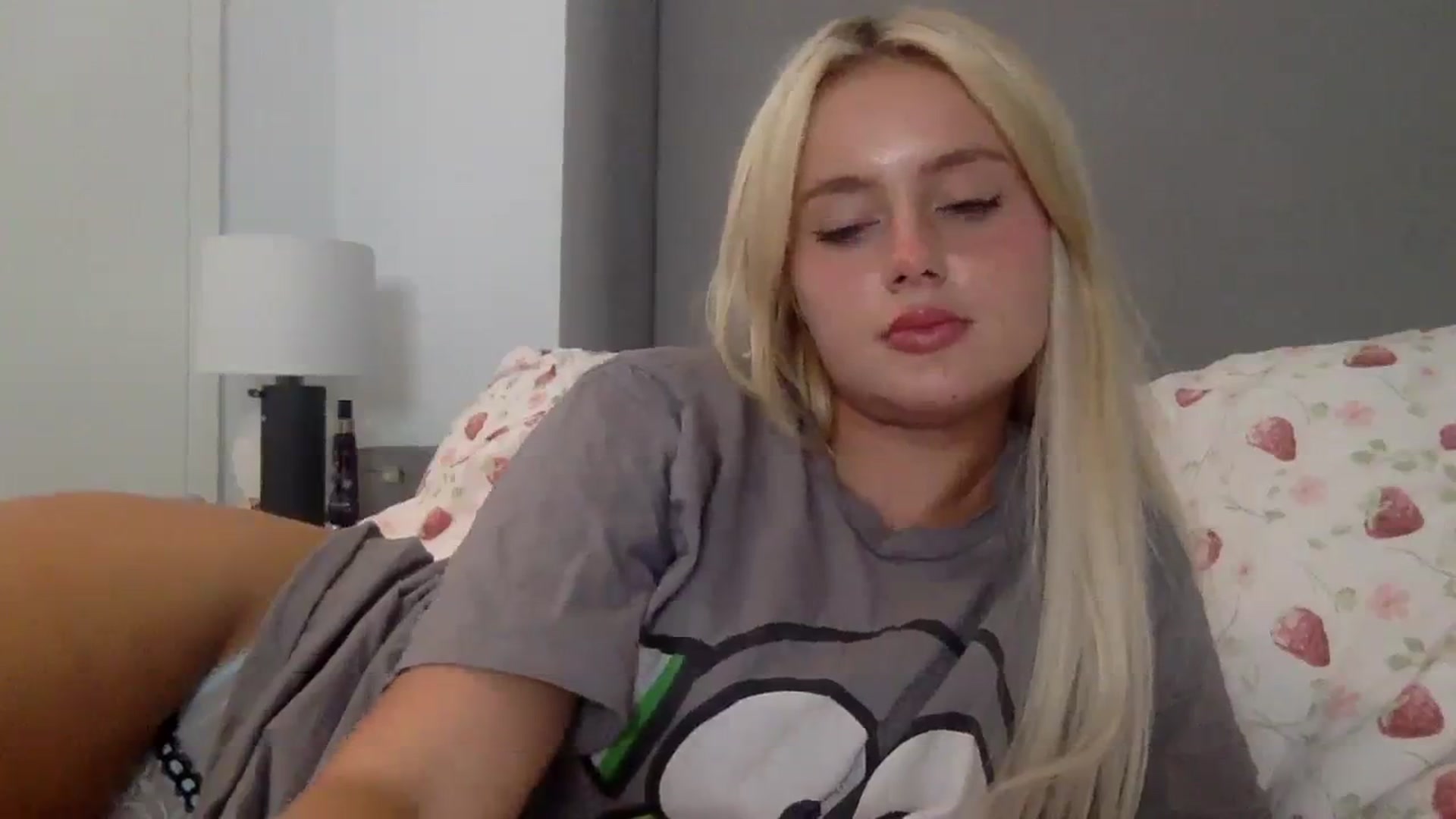 Gallery image thumbnail from BeaSaitou's myfreecams stream on, 10/04/2023, 22:58 image 5 of 20