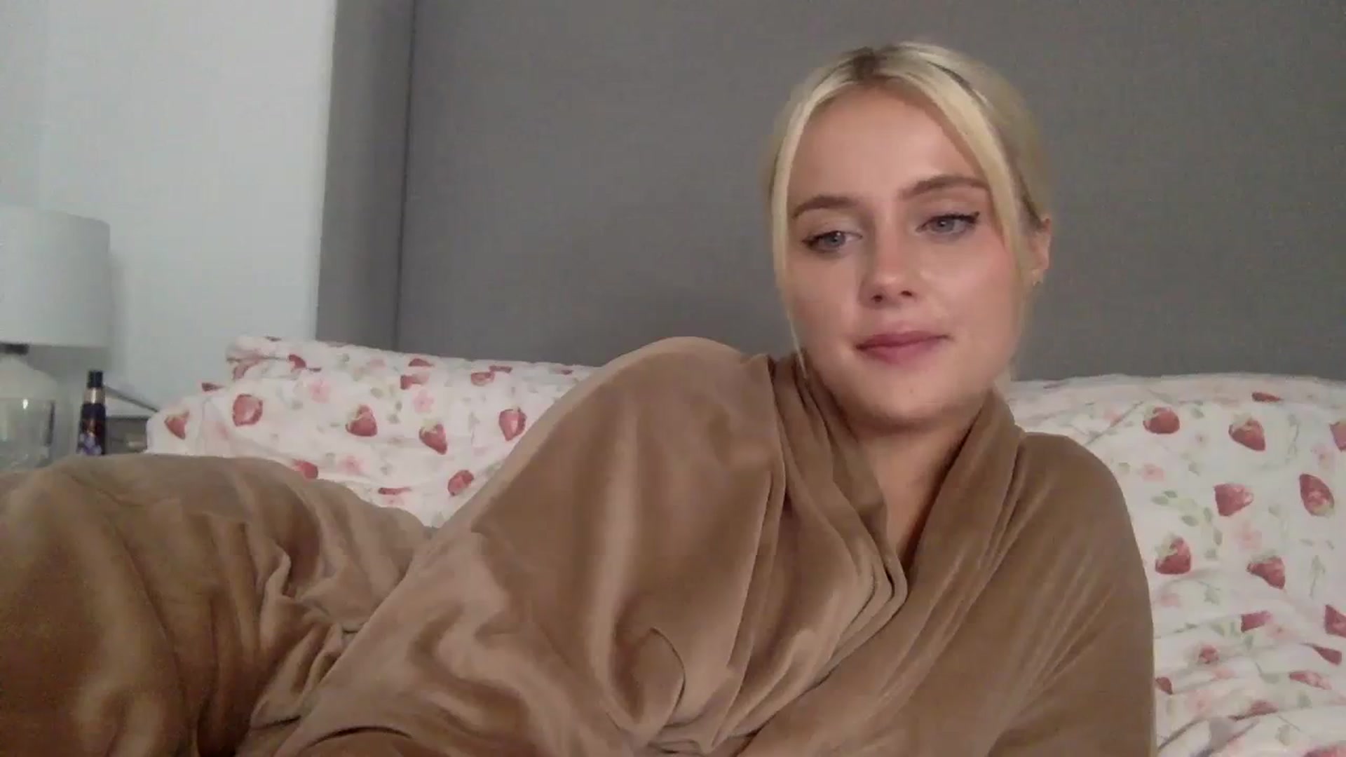 Gallery image thumbnail from BeaSaitou's myfreecams stream on, 10/05/2023, 22:53 image 18 of 20