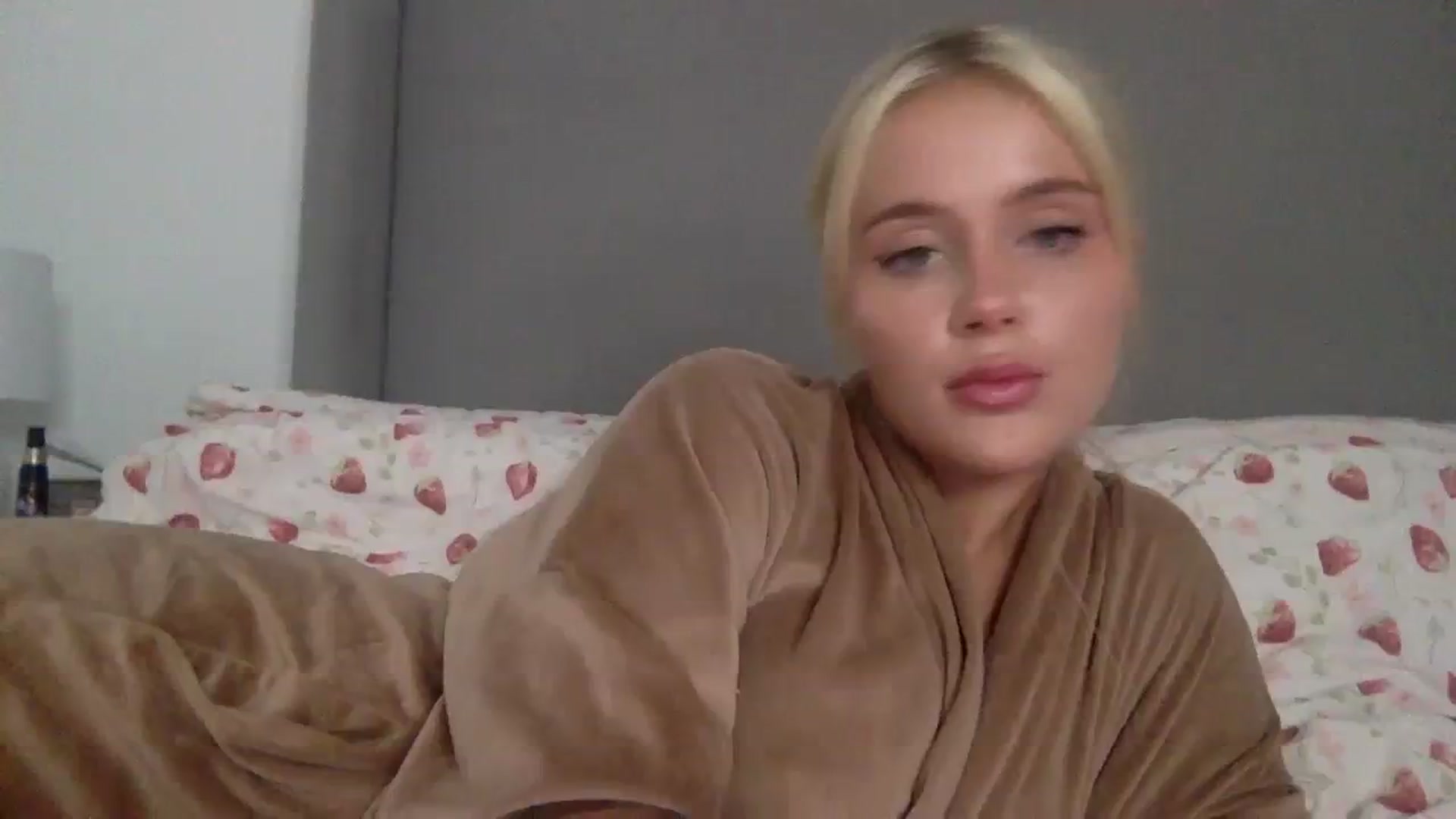 Gallery image thumbnail from BeaSaitou's myfreecams stream on, 10/05/2023, 22:53 image 9 of 20