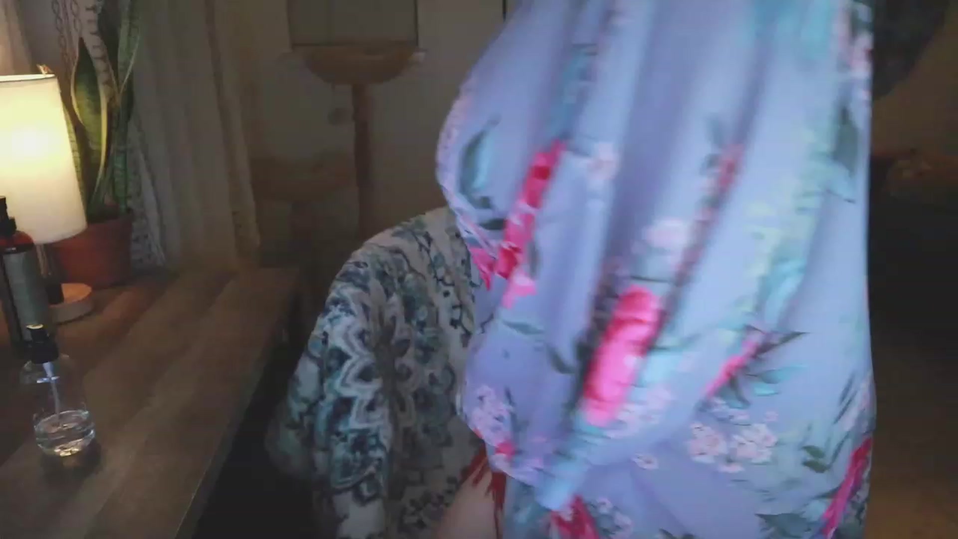 Gallery image thumbnail from BeaWolfie's myfreecams stream on, 11/22/2022, 06:34 image 7 of 20