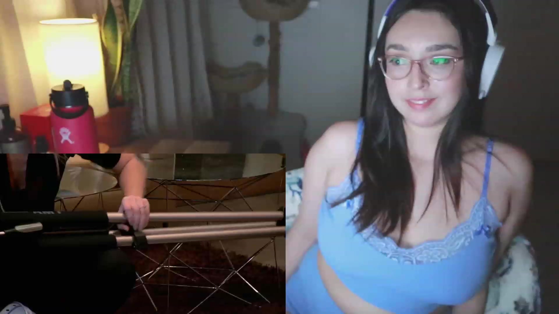 Gallery image thumbnail from BeaWolfie's myfreecams stream on, 11/25/2022, 06:43 image 8 of 20