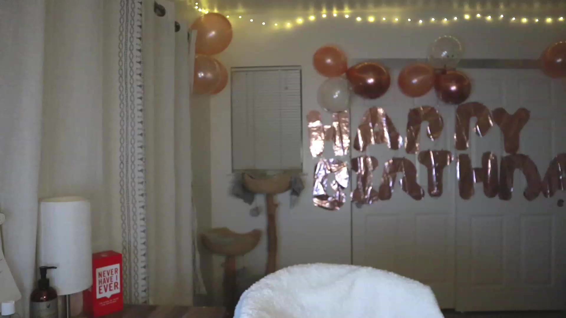 Gallery image thumbnail from BeaWolfie's myfreecams stream on, 01/12/2023, 06:19 image 4 of 20