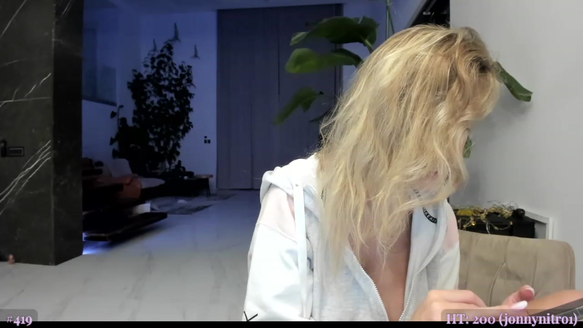 Gallery image thumbnail from BeastJolie's myfreecams stream on, 11/16/2023, 03:33 image 3 of 20