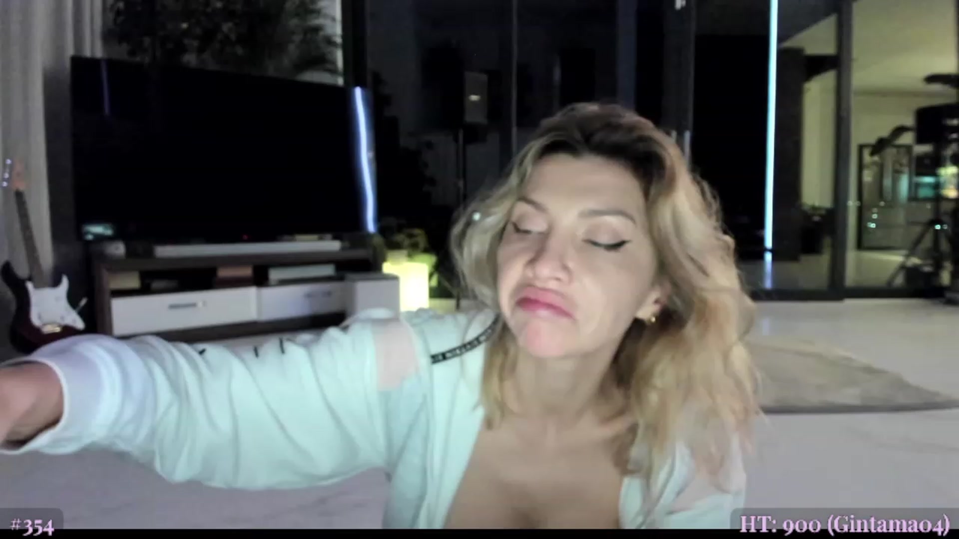 Gallery image thumbnail from BeastJolie's myfreecams stream on, 11/16/2023, 04:03 image 17 of 20