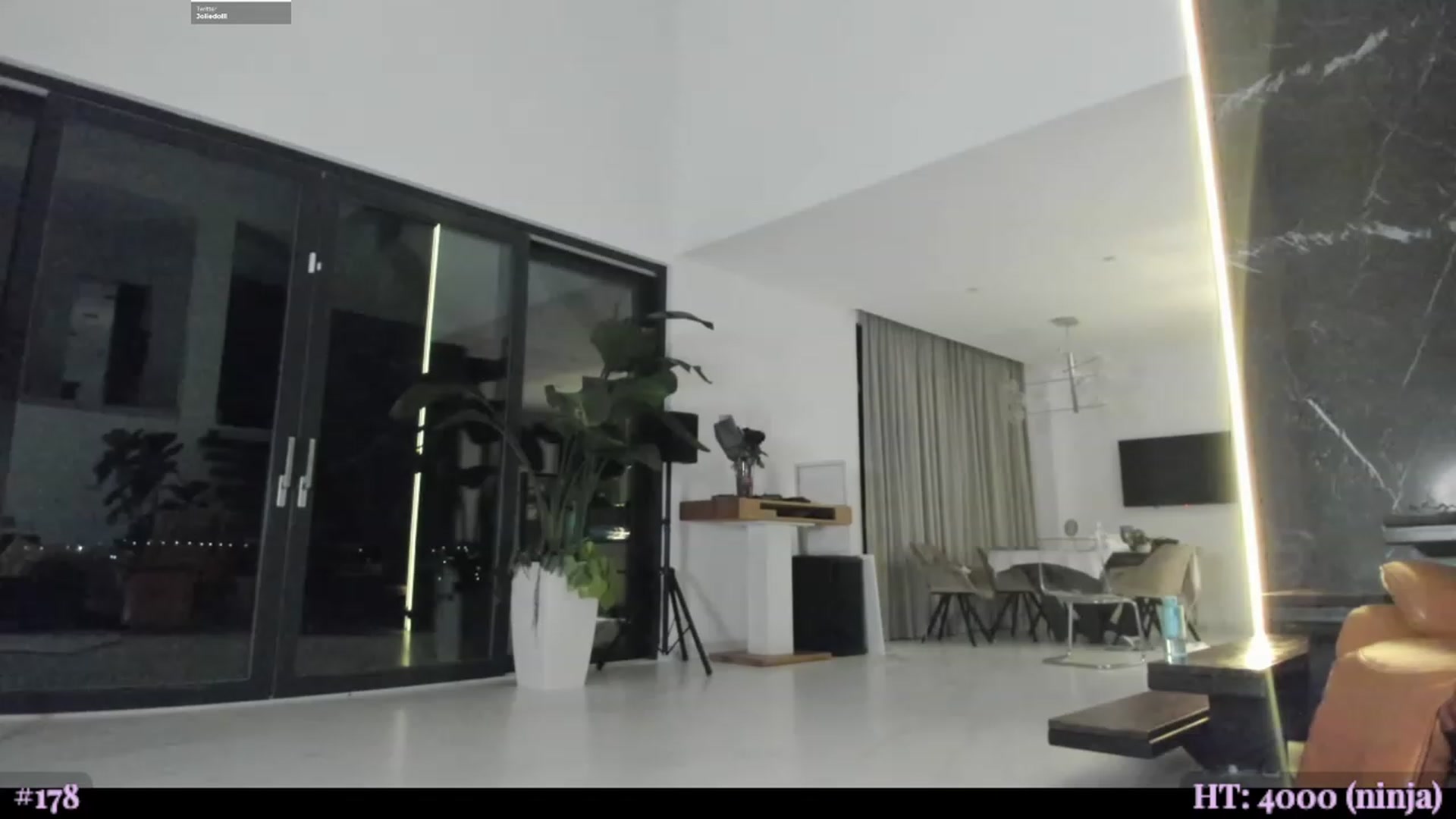 Gallery image thumbnail from BeastJolie's myfreecams stream on, 11/27/2023, 04:20 image 11 of 20