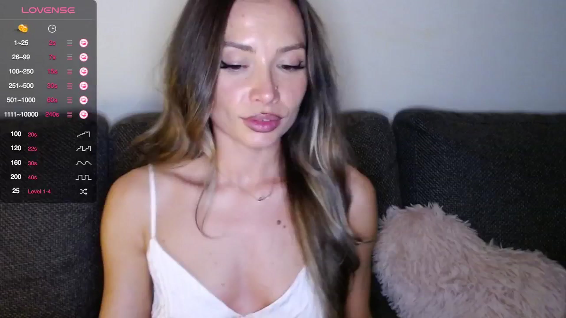 Gallery image thumbnail from Beastie_'s myfreecams stream on, 04/20/2025, 21:54 image 13 of 20