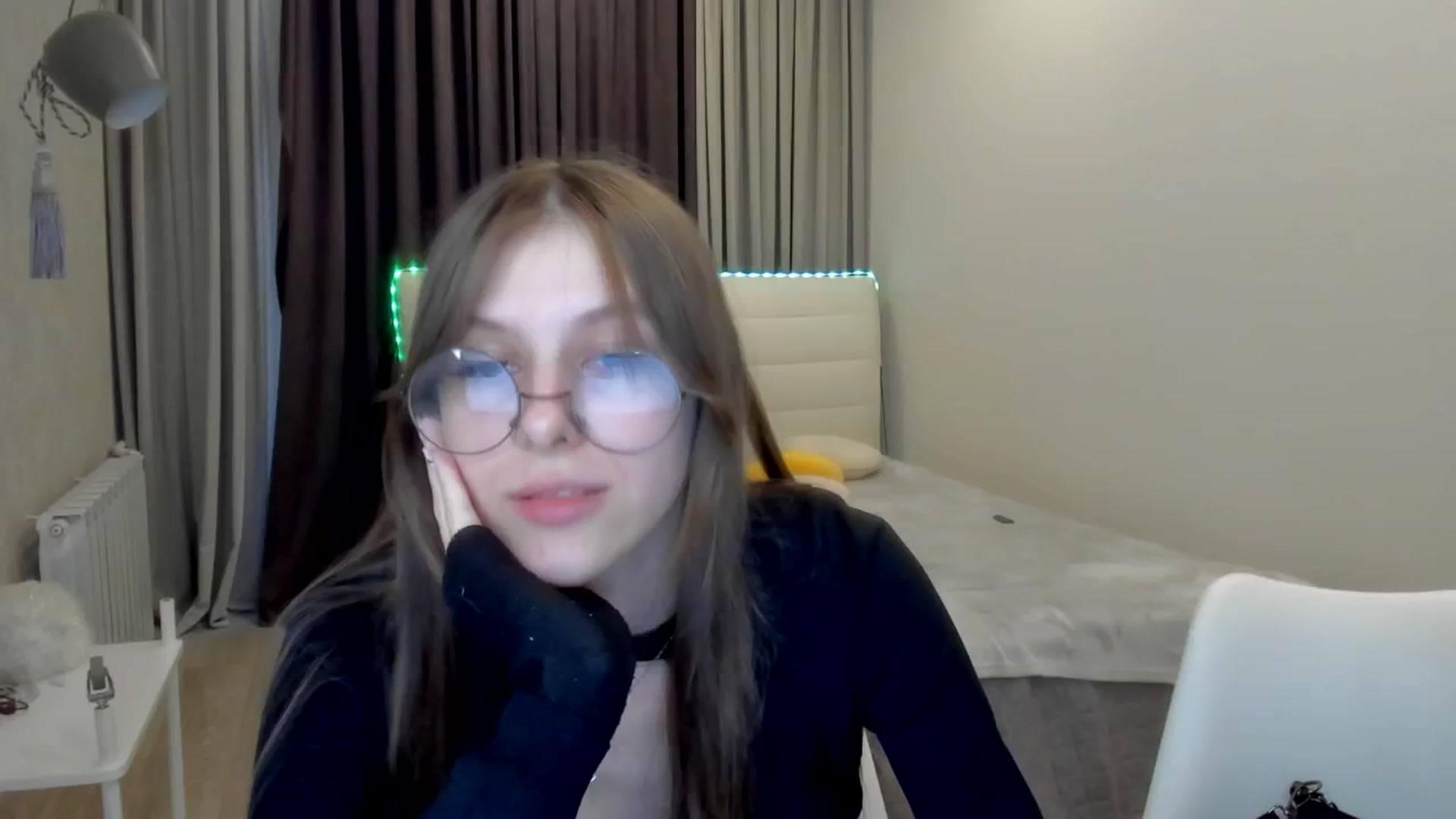 Gallery image thumbnail from BeataNorr's myfreecams stream on, 07/25/2025, 16:39 image 12 of 20