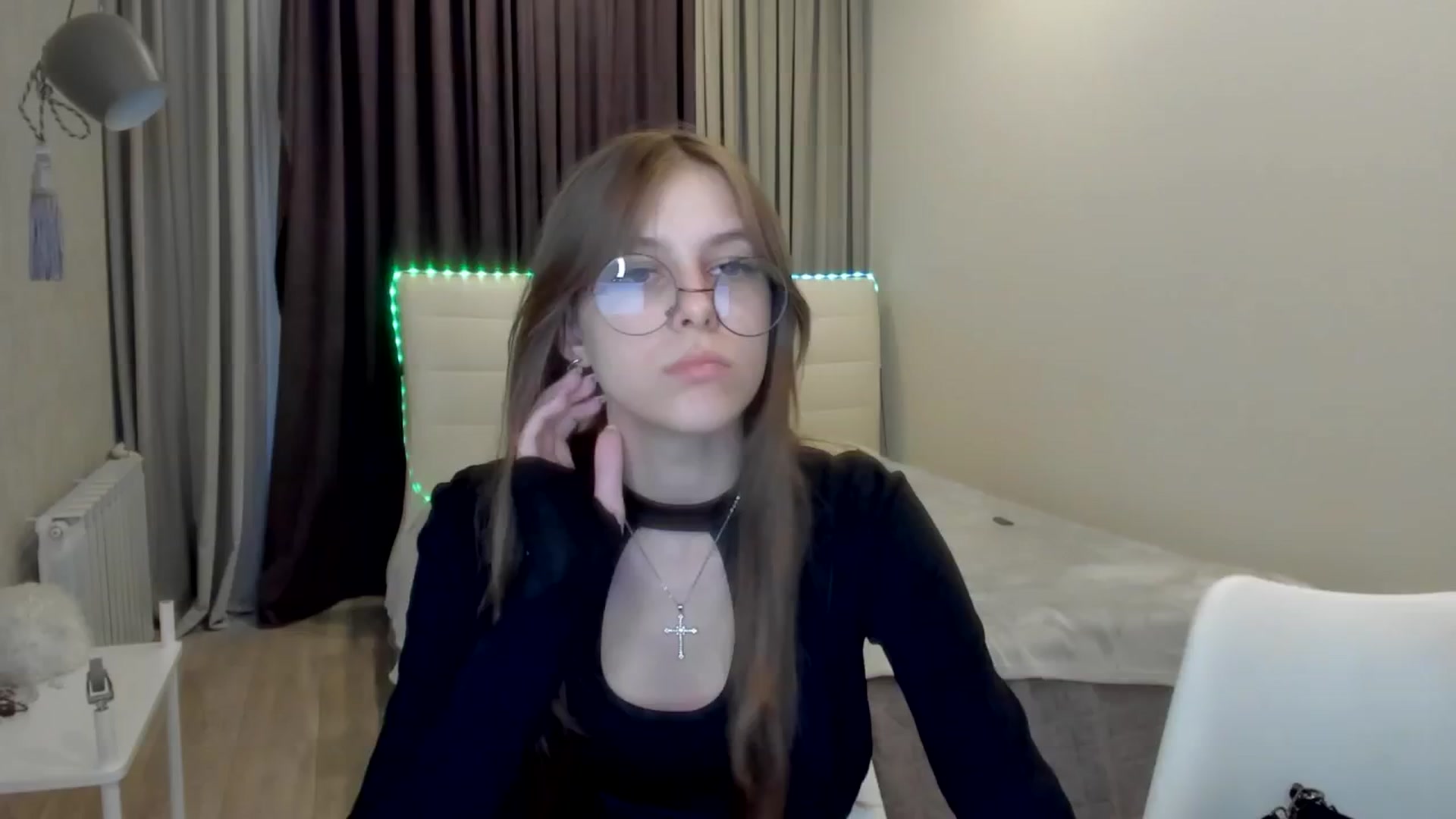 Gallery image thumbnail from BeataNorr's myfreecams stream on, 07/25/2025, 16:39 image 16 of 20