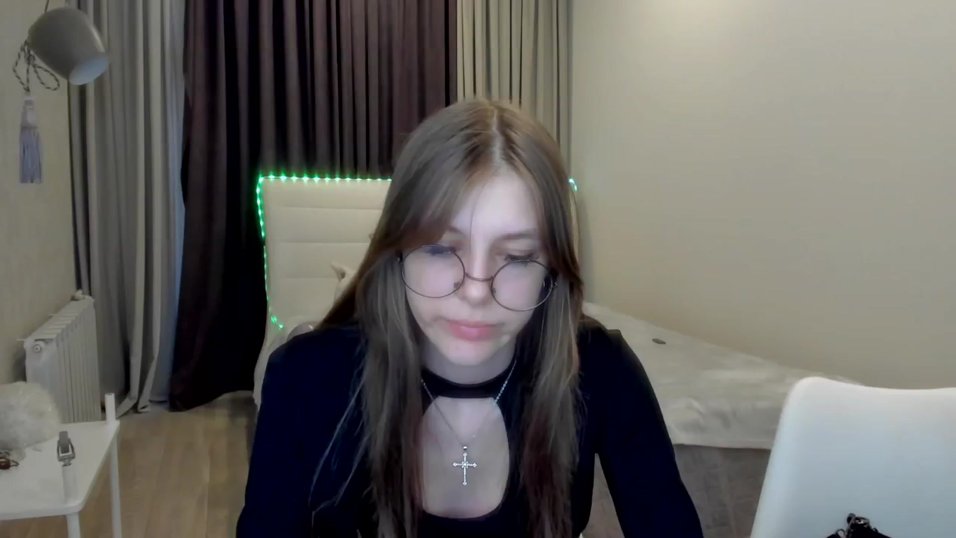 Gallery image thumbnail from BeataNorr's myfreecams stream on, 07/25/2025, 16:39 image 17 of 20