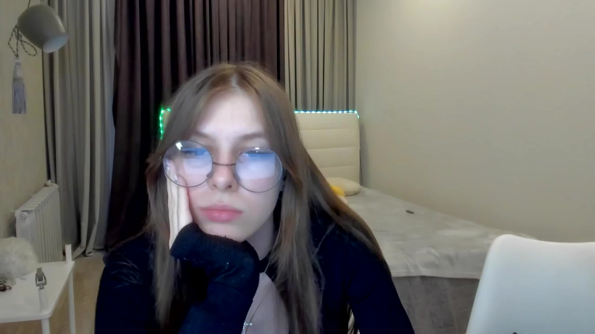 Gallery image thumbnail from BeataNorr's myfreecams stream on, 07/25/2025, 17:01 image 12 of 20