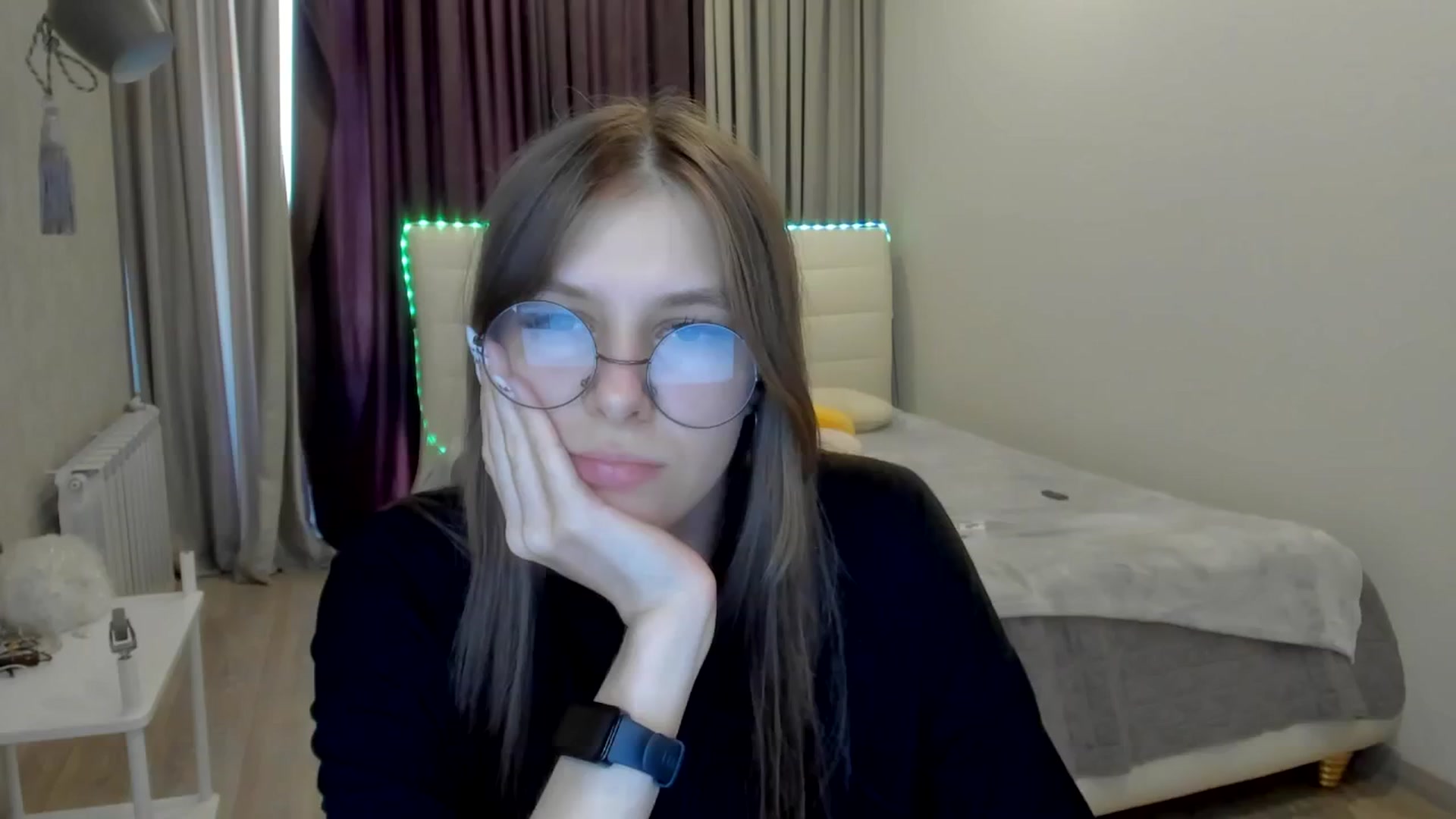Gallery image thumbnail from BeataNorr's myfreecams stream on, 07/26/2025, 10:40 image 8 of 20