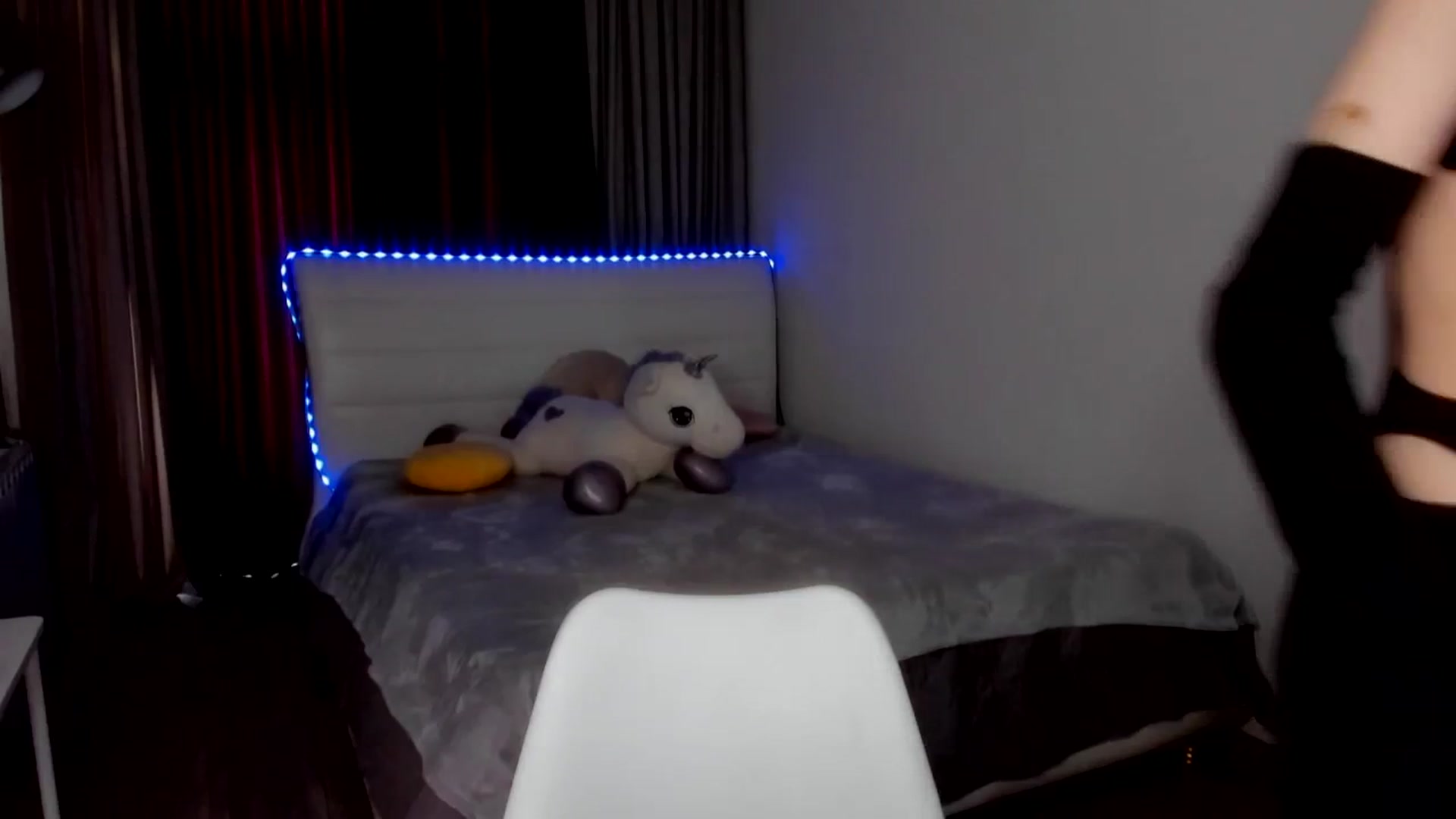 Gallery image thumbnail from BeataNorr's myfreecams stream on, 08/04/2025, 11:48 image 7 of 20