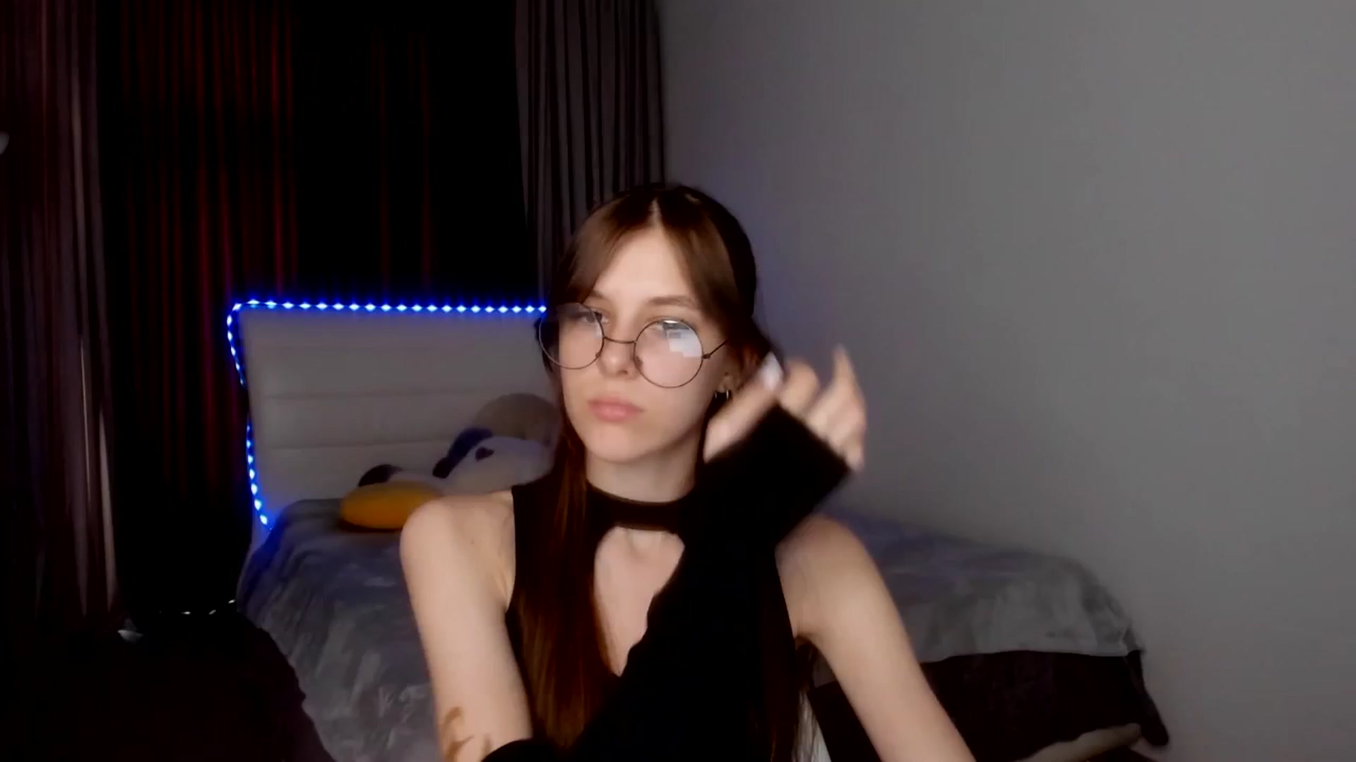 Gallery image thumbnail from BeataNorr's myfreecams stream on, 08/04/2025, 13:07 image 6 of 20