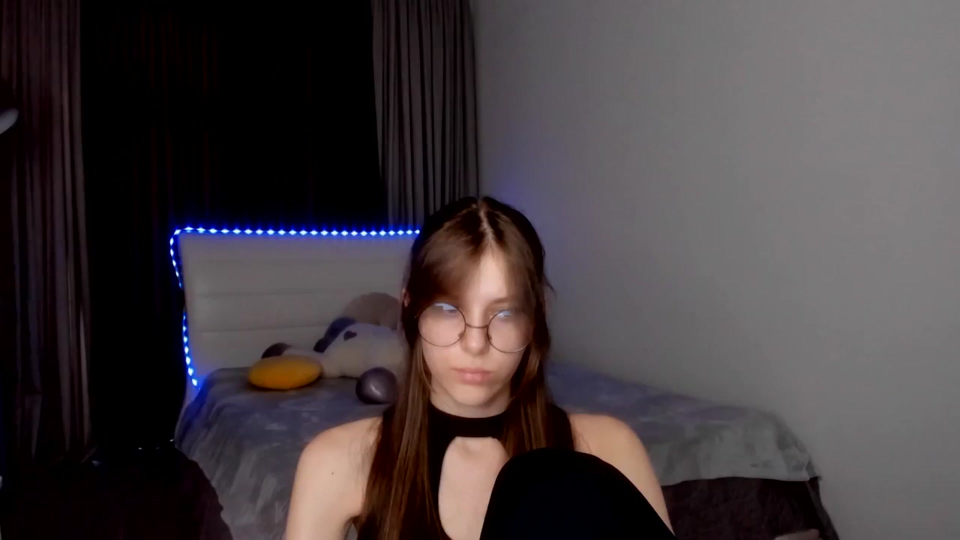 Gallery image thumbnail from BeataNorr's myfreecams stream on, 08/04/2025, 14:21 image 12 of 20
