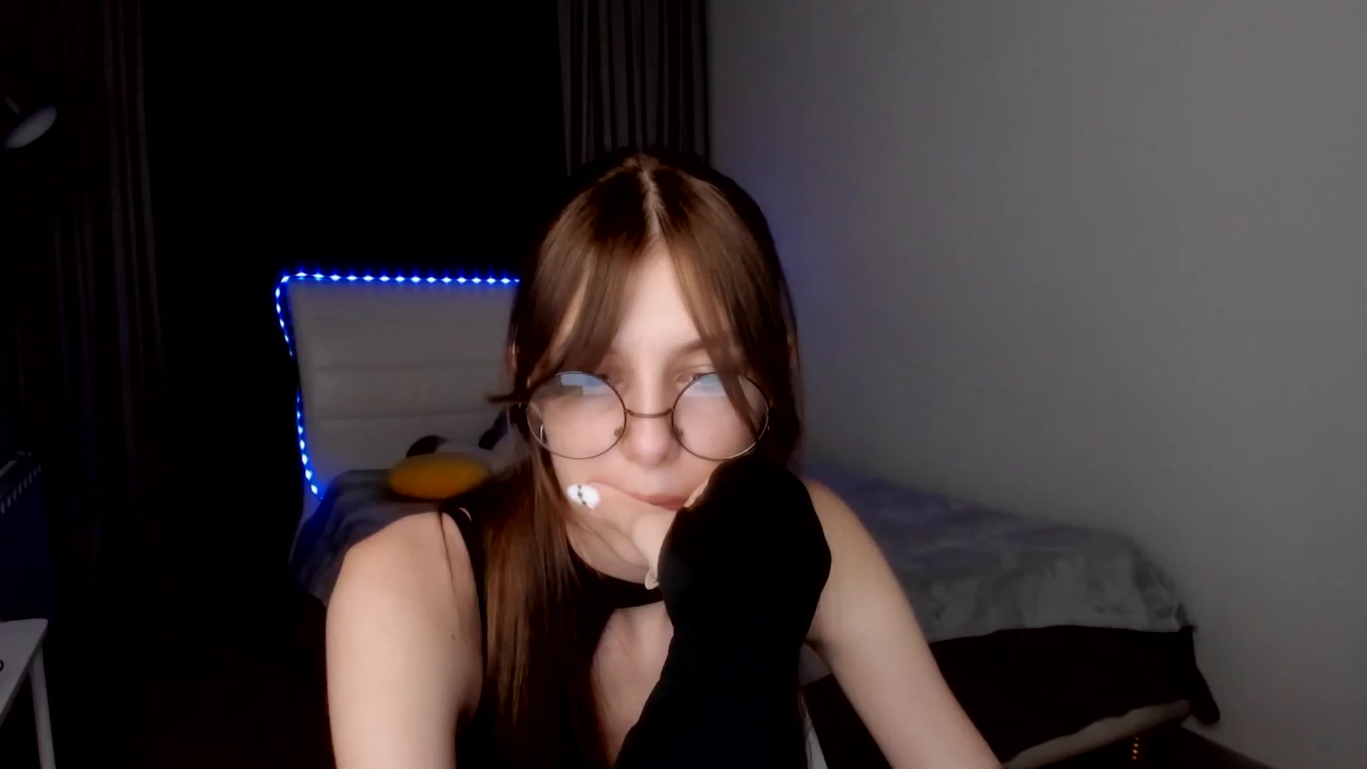 Gallery image thumbnail from BeataNorr's myfreecams stream on, 08/04/2025, 18:01 image 6 of 20