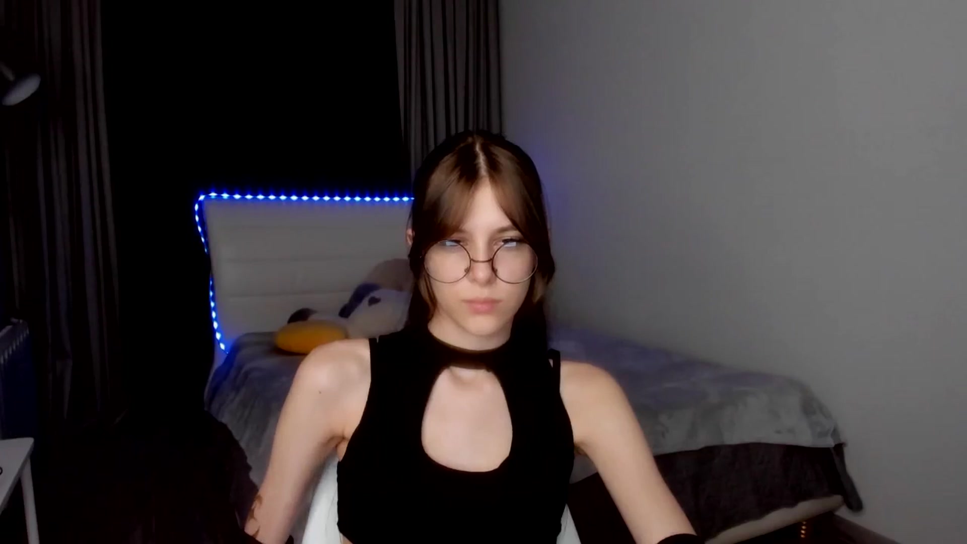 Gallery image thumbnail from BeataNorr's myfreecams stream on, 08/04/2025, 18:01 image 13 of 20