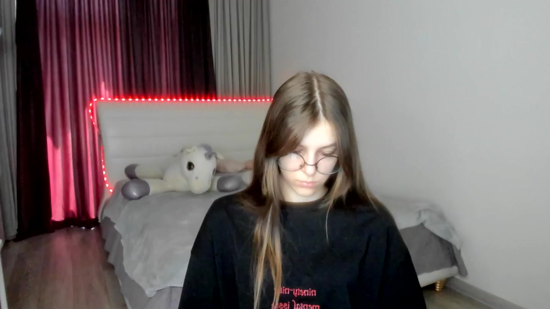 Gallery image thumbnail from BeataNorr's myfreecams stream on, 08/06/2025, 07:44 image 14 of 20