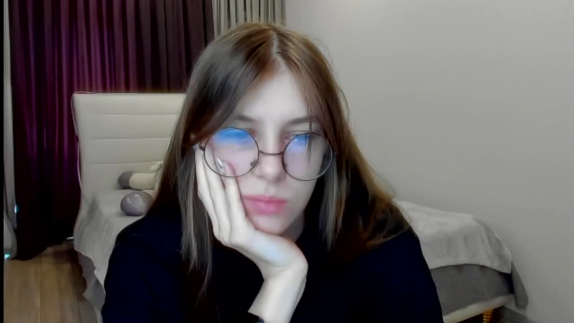Gallery image thumbnail from BeataNorr's myfreecams stream on, 08/11/2025, 12:01 image 7 of 20