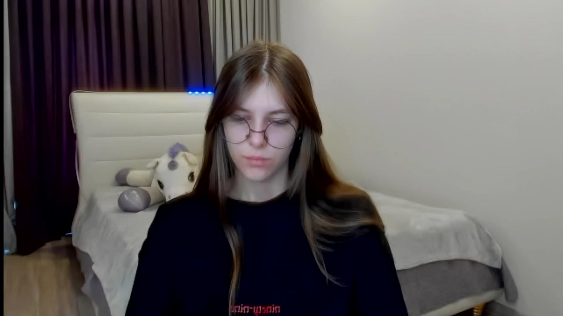 Gallery image thumbnail from BeataNorr's myfreecams stream on, 08/11/2025, 12:01 image 17 of 20