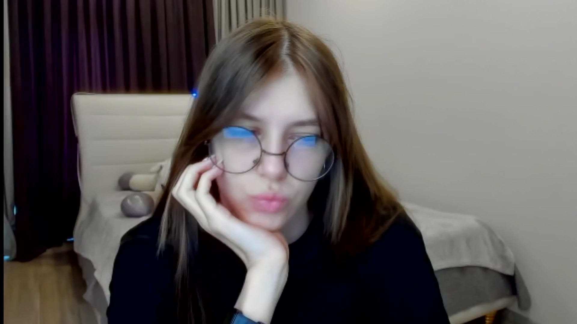 Gallery image thumbnail from BeataNorr's myfreecams stream on, 08/11/2025, 12:01 image 6 of 20