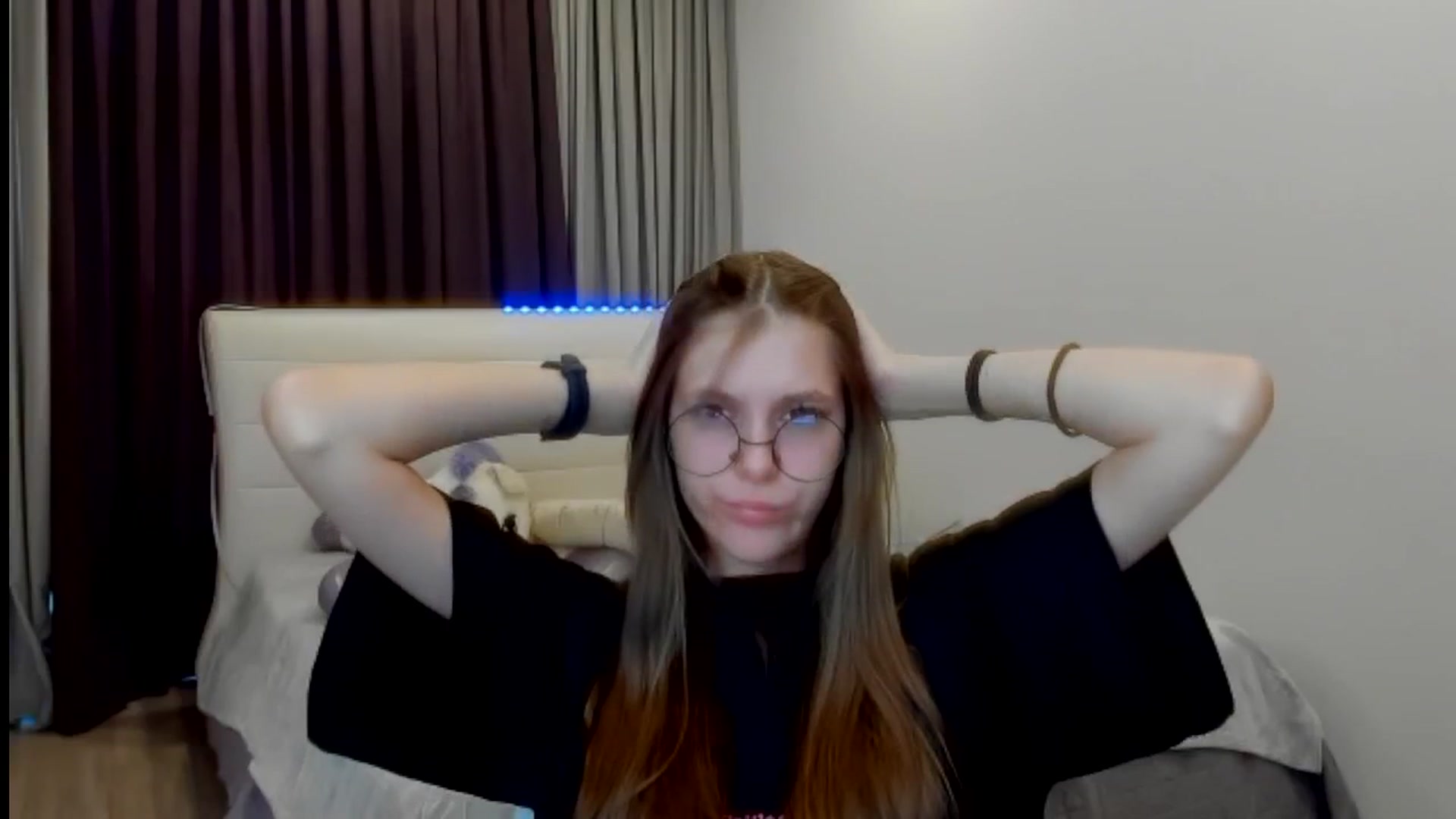 Gallery image thumbnail from BeataNorr's myfreecams stream on, 08/11/2025, 14:32 image 17 of 20