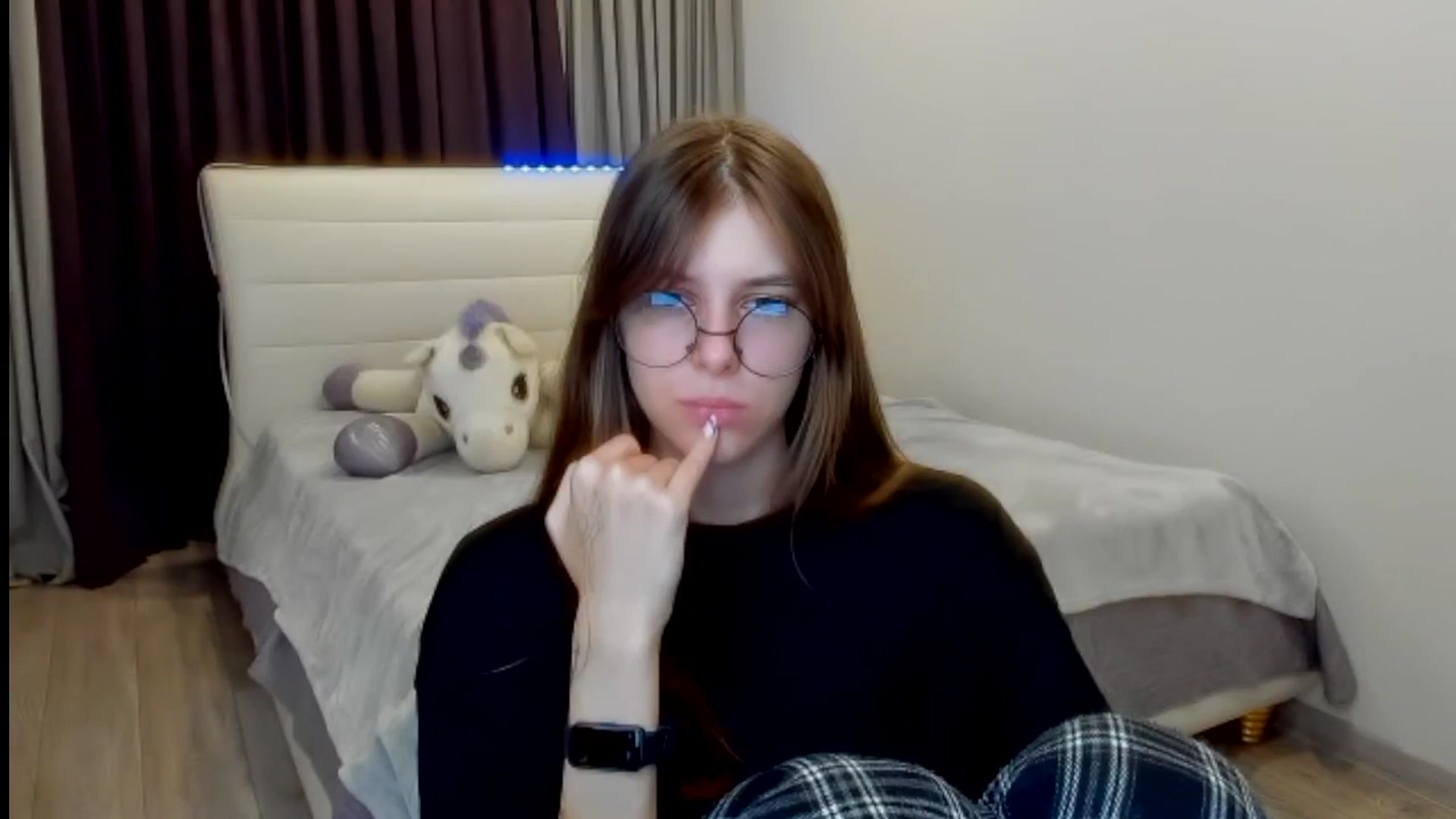 Gallery image thumbnail from BeataNorr's myfreecams stream on, 08/11/2025, 18:02 image 6 of 20