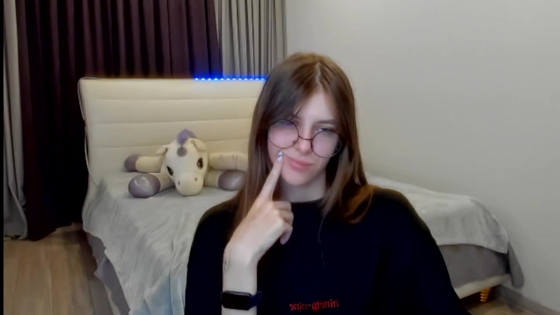 Gallery image thumbnail from BeataNorr's myfreecams stream on, 08/11/2025, 18:02 image 14 of 20