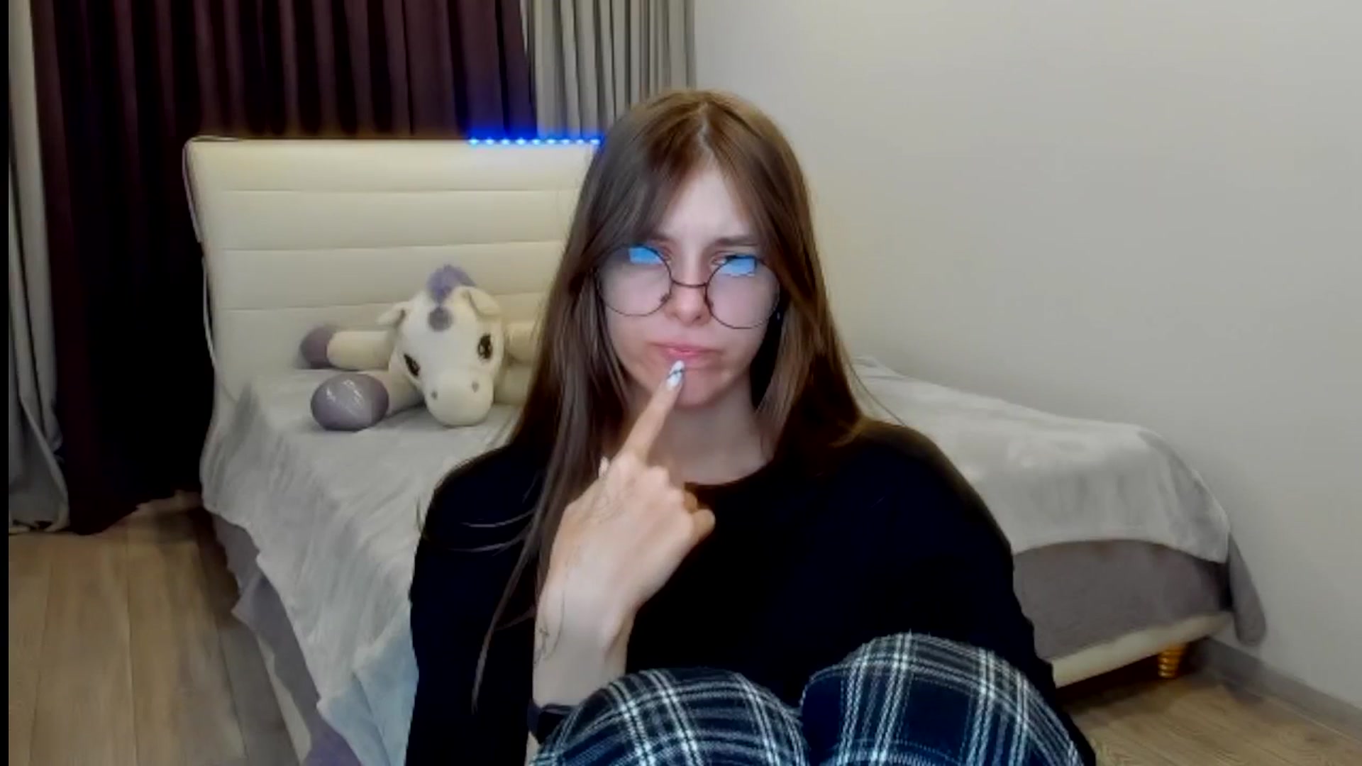 Gallery image thumbnail from BeataNorr's myfreecams stream on, 08/11/2025, 18:02 image 2 of 20