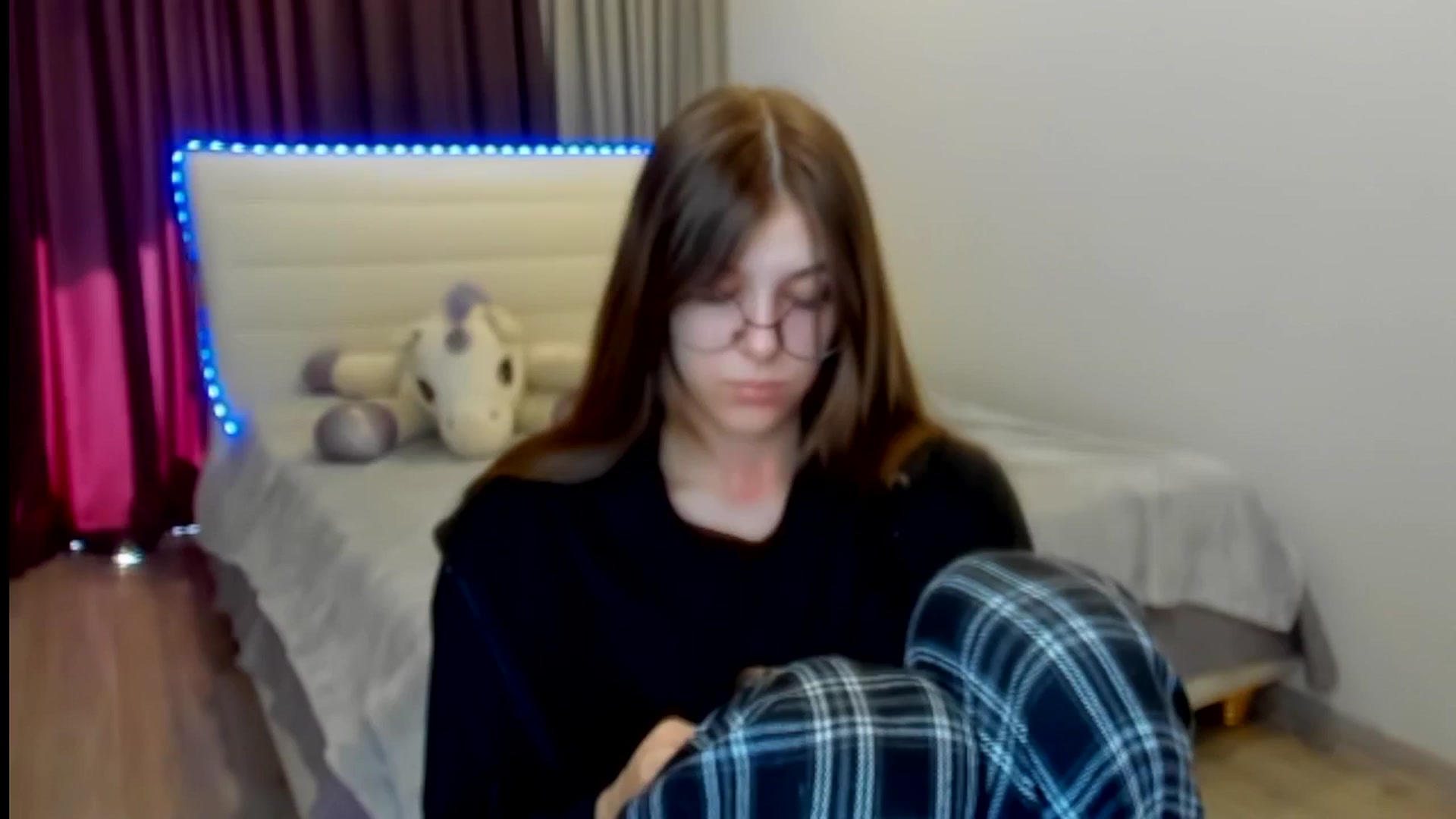 Gallery image thumbnail from BeataNorr's myfreecams stream on, 08/12/2025, 08:08 image 12 of 20