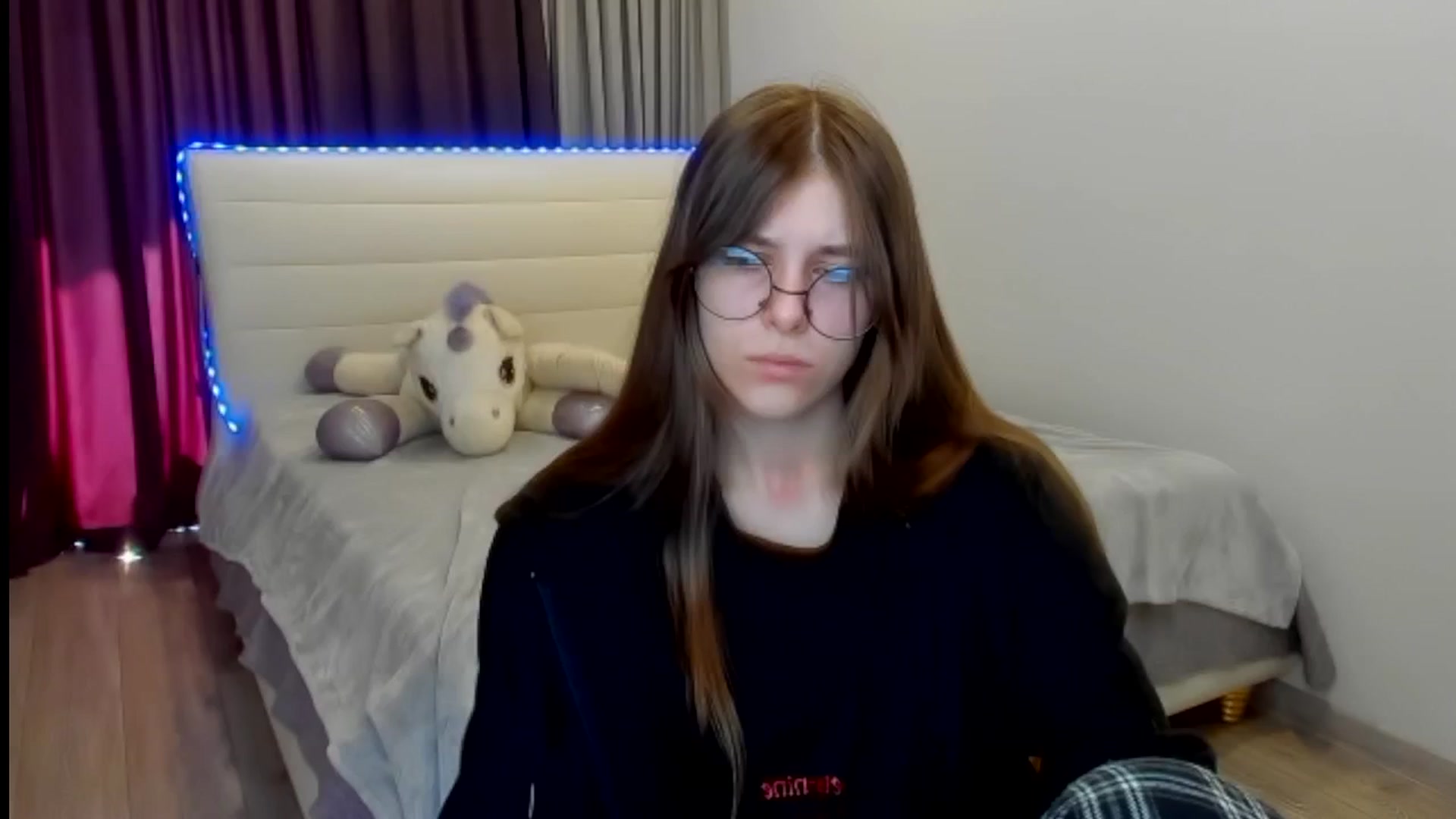 Gallery image thumbnail from BeataNorr's myfreecams stream on, 08/12/2025, 08:08 image 18 of 20