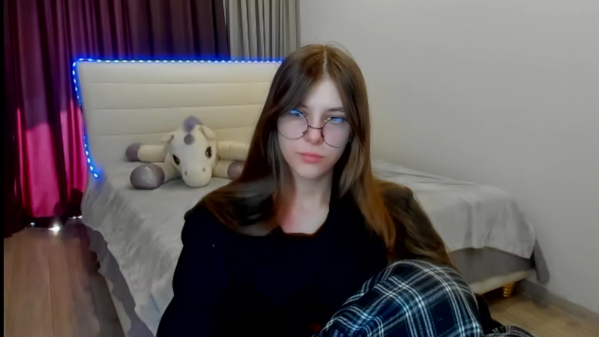 Gallery image thumbnail from BeataNorr's myfreecams stream on, 08/12/2025, 08:55 image 18 of 20