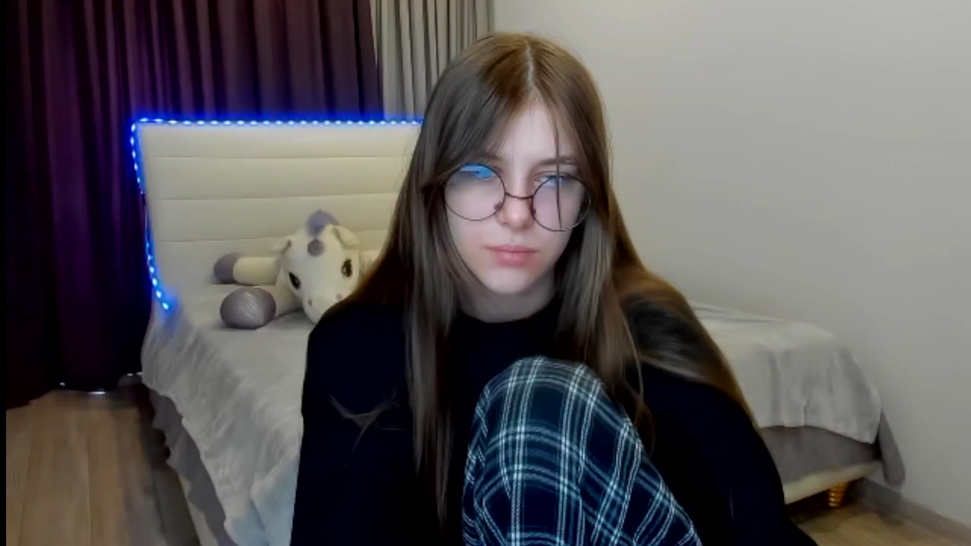 Gallery image thumbnail from BeataNorr's myfreecams stream on, 08/12/2025, 09:44 image 1 of 20