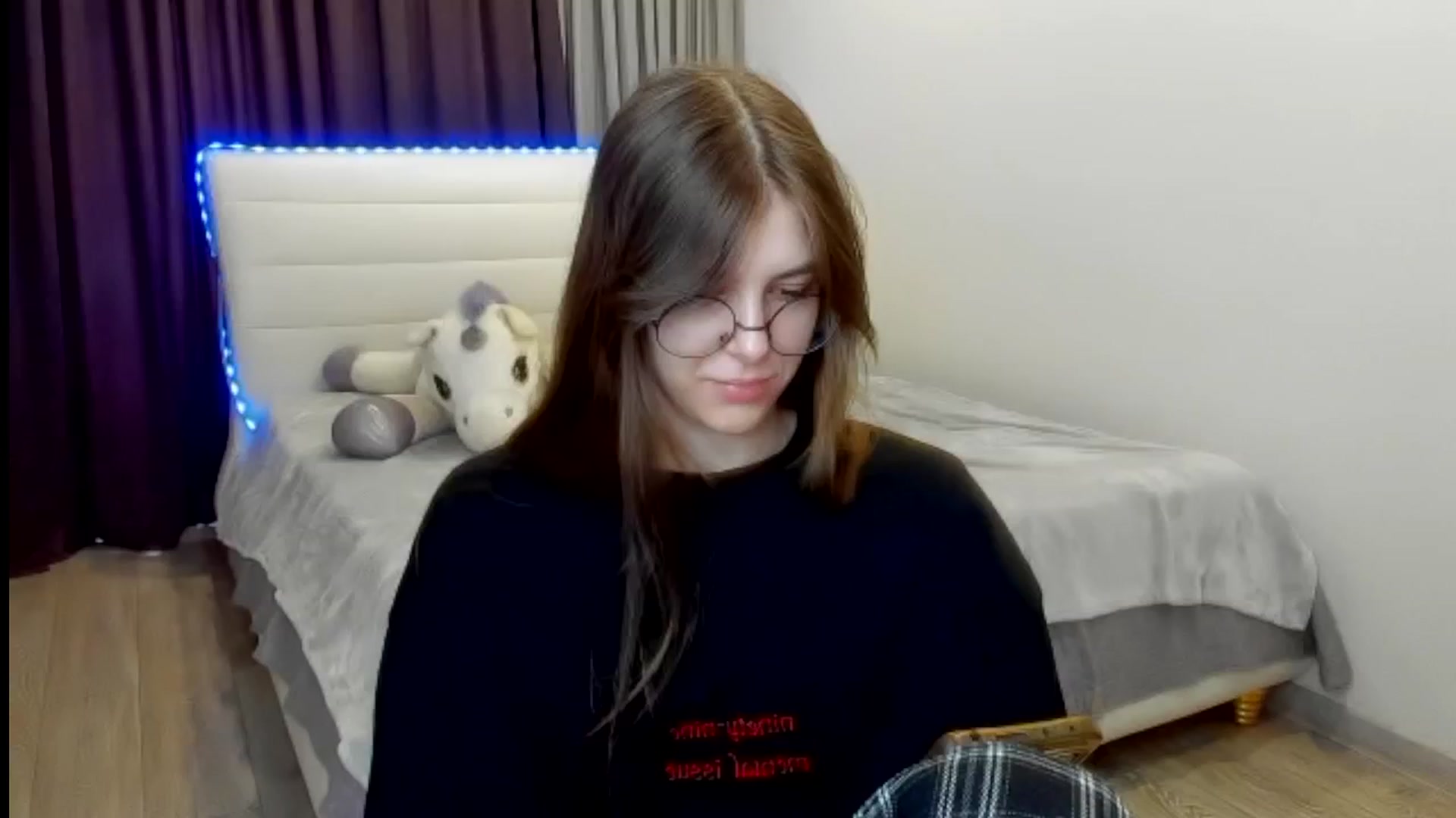 Gallery image thumbnail from BeataNorr's myfreecams stream on, 08/12/2025, 11:01 image 14 of 20