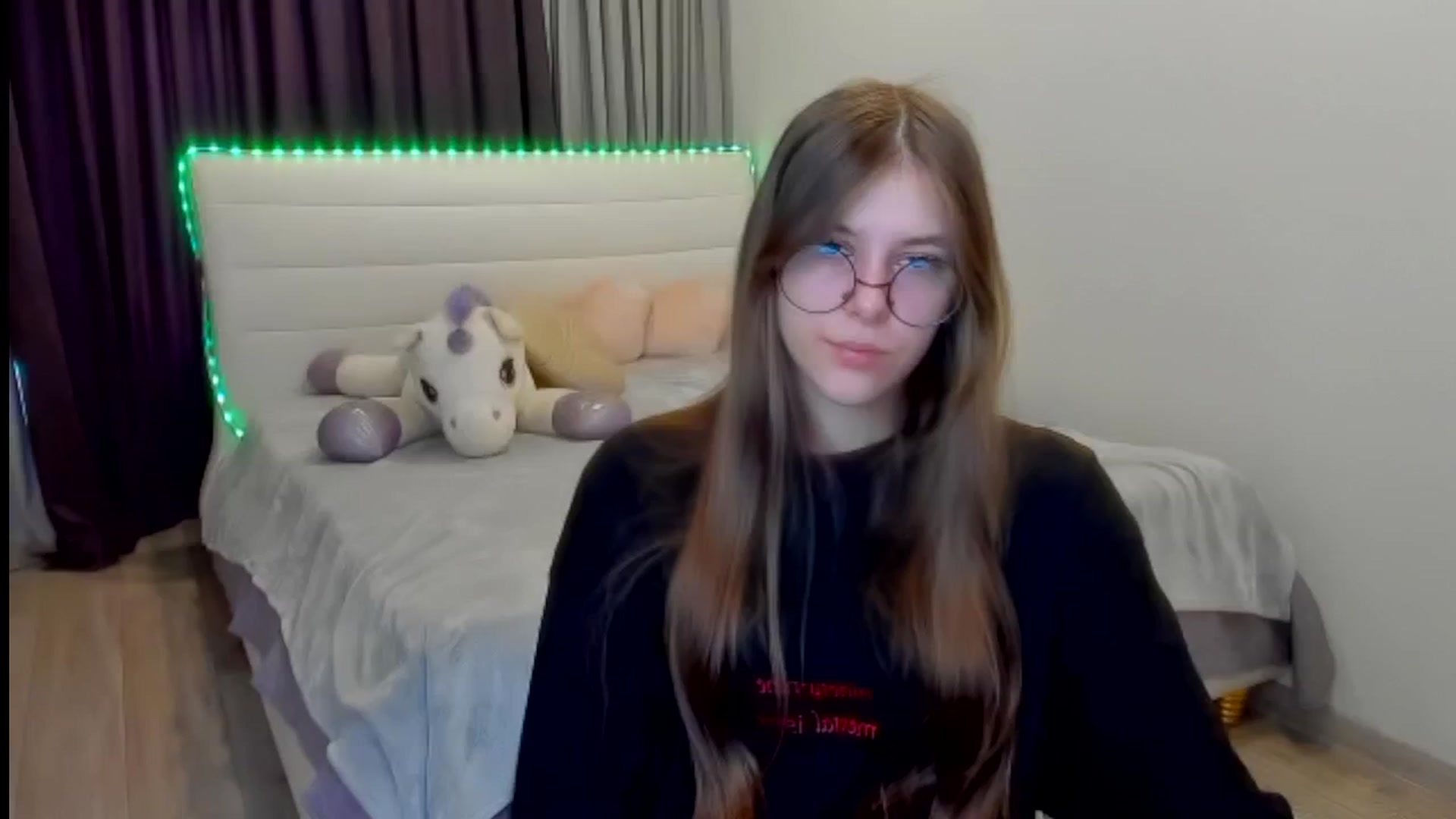 Gallery image thumbnail from BeataNorr's myfreecams stream on, 08/13/2025, 12:34 image 19 of 20